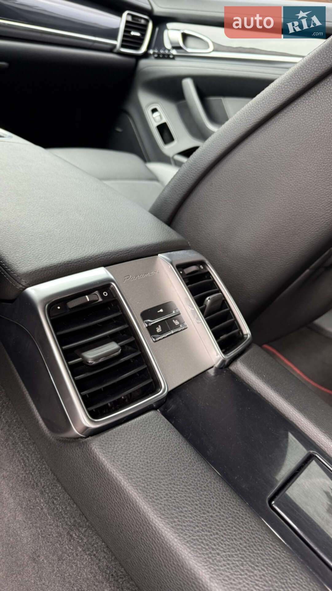 Porsche Panamera 2011 VIN WP0ZZZ97ZBL004092 фото оголошення 20 з 47