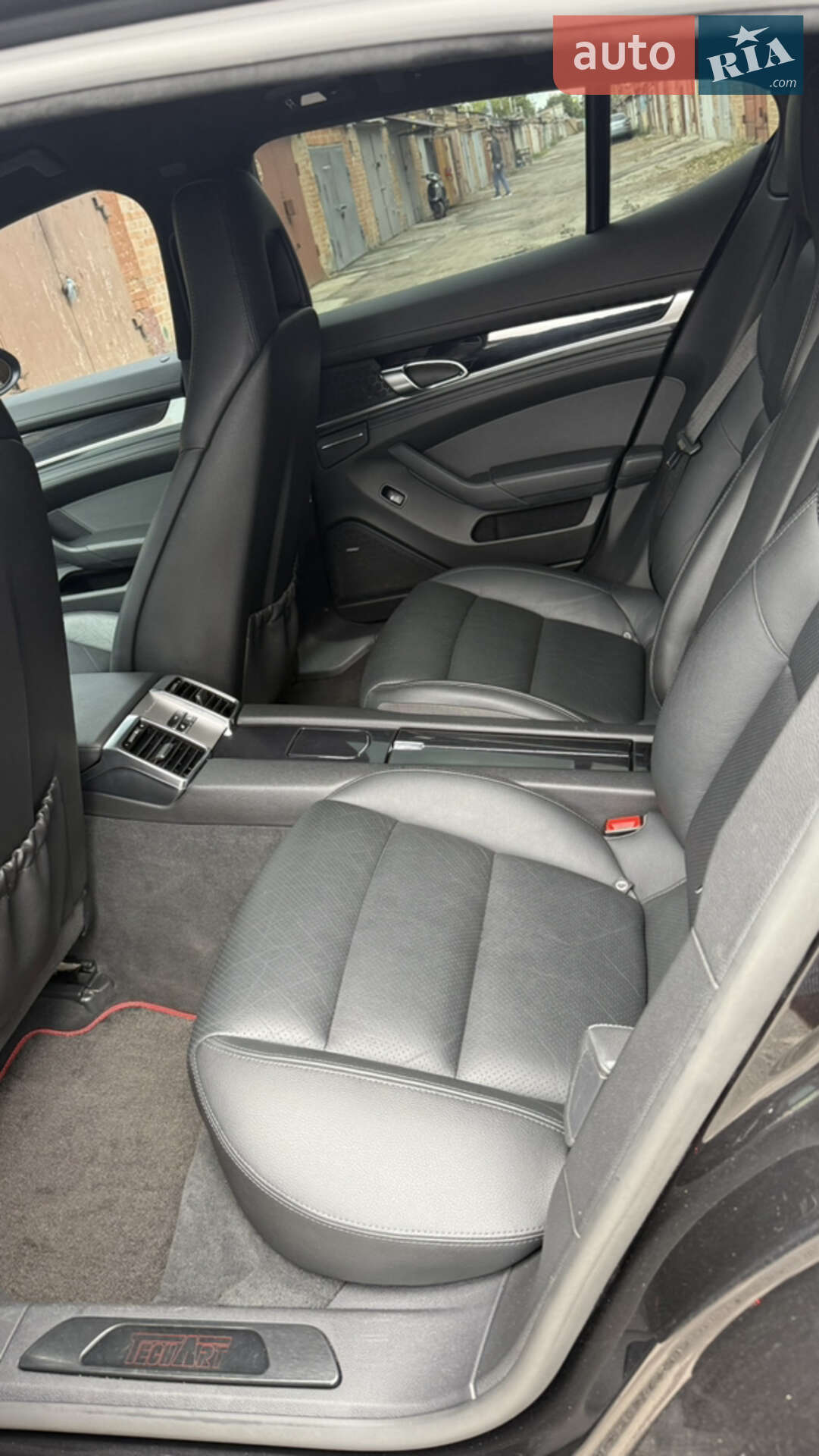 Porsche Panamera 2011 VIN WP0ZZZ97ZBL004092 фото оголошення 23 з 47