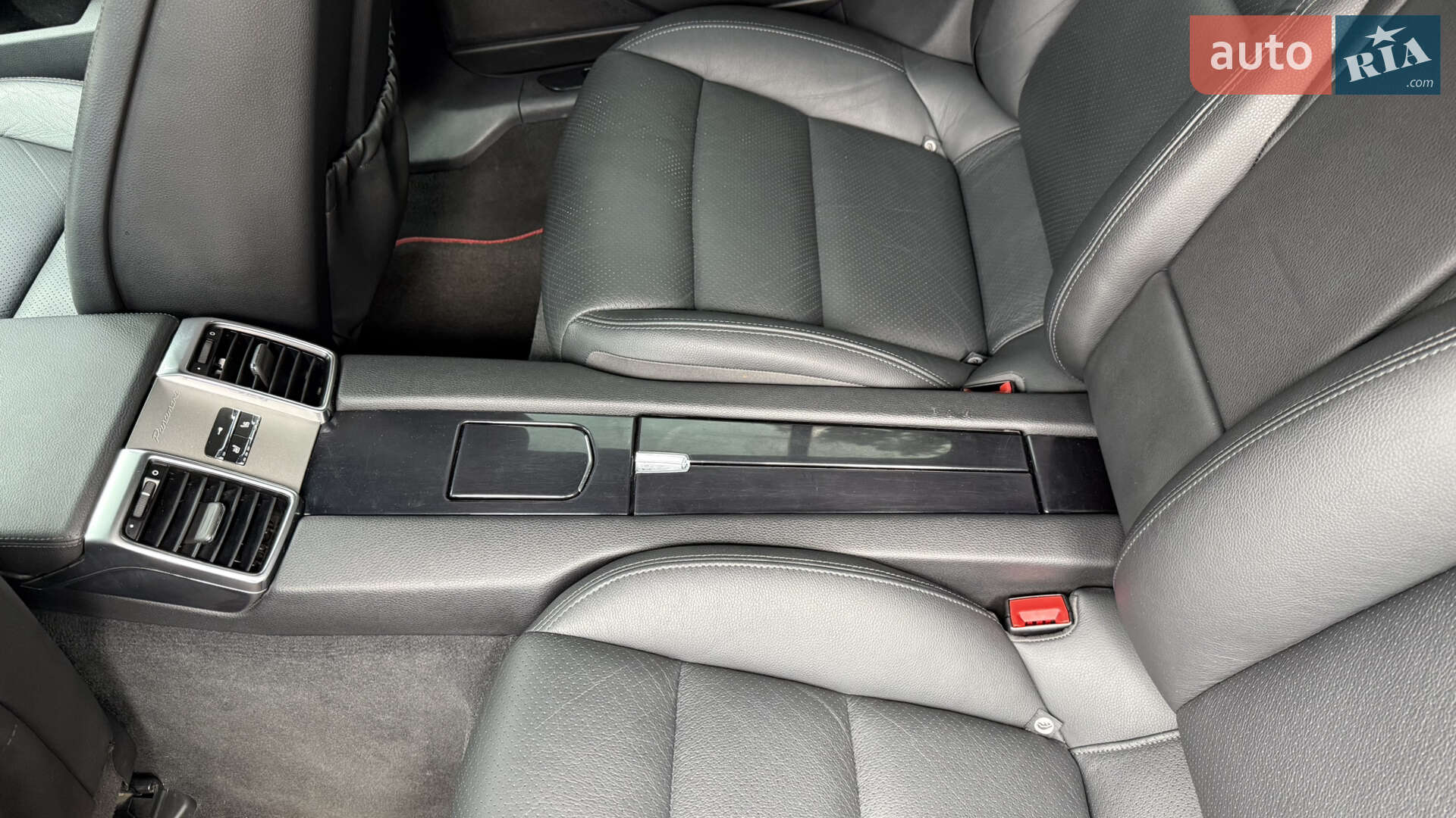 Porsche Panamera 2011 VIN WP0ZZZ97ZBL004092 фото оголошення 21 з 47
