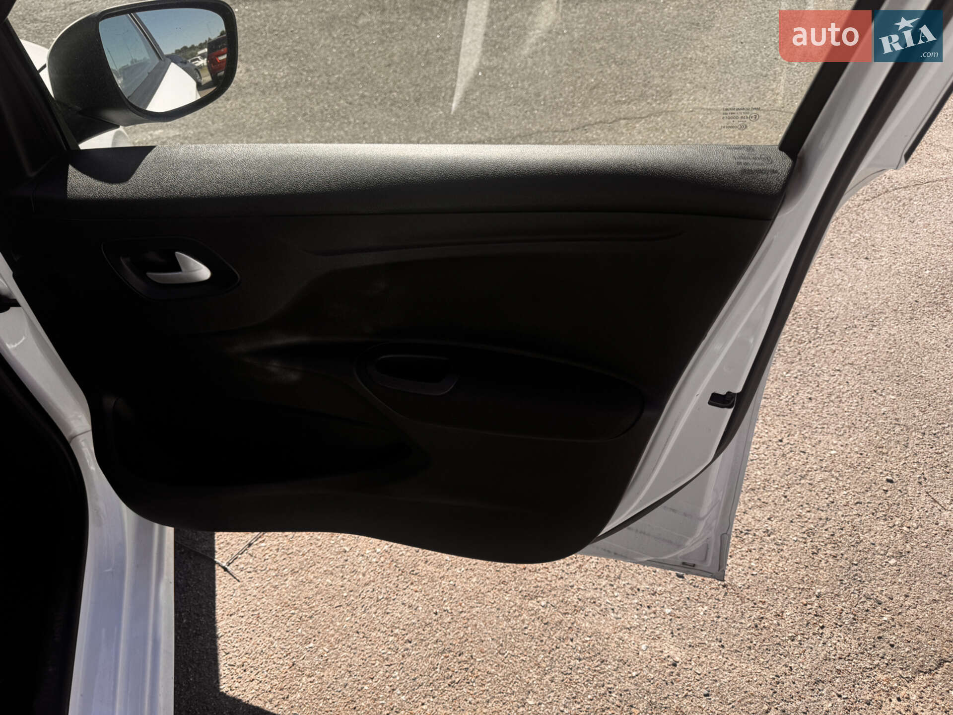 Peugeot 301 2019 VIN VF3DDHMZ6KJ638329 фото оголошення 10 з 12