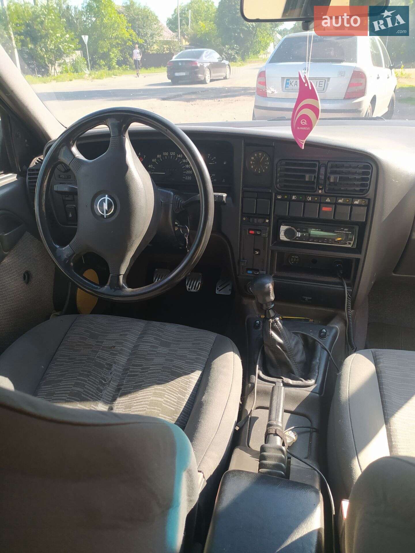 Opel Omega 1989 VIN W0L000017K1173588 фото оголошення 28 з 36