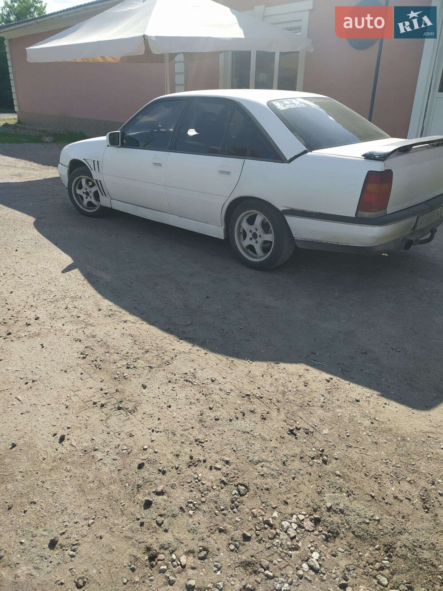 Opel Omega 1989 VIN W0L000017K1173588 фото оголошення 23 з 36