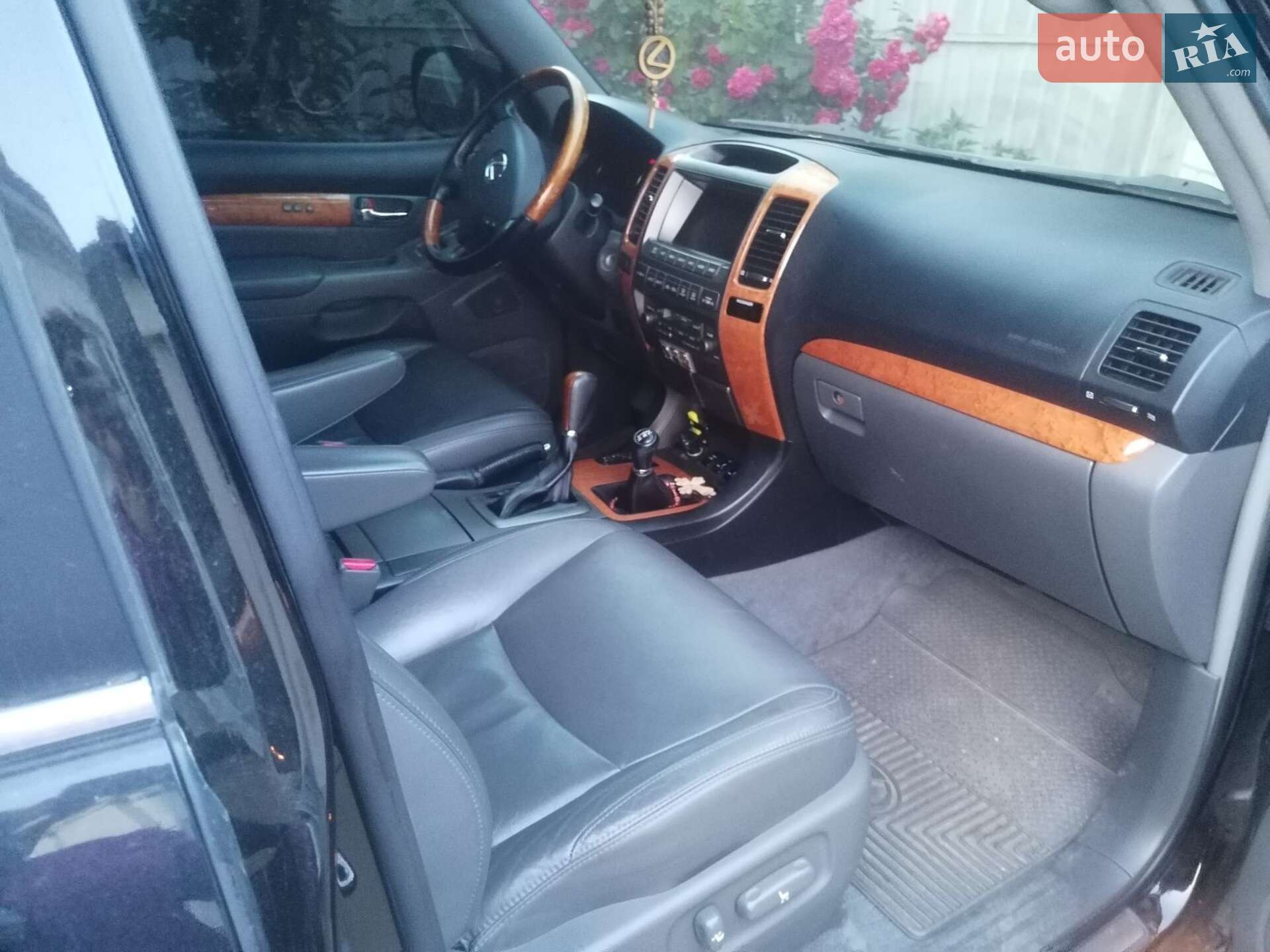 Lexus GX 2005 VIN JTJBT20X560100285 фото оголошення 4 з 4