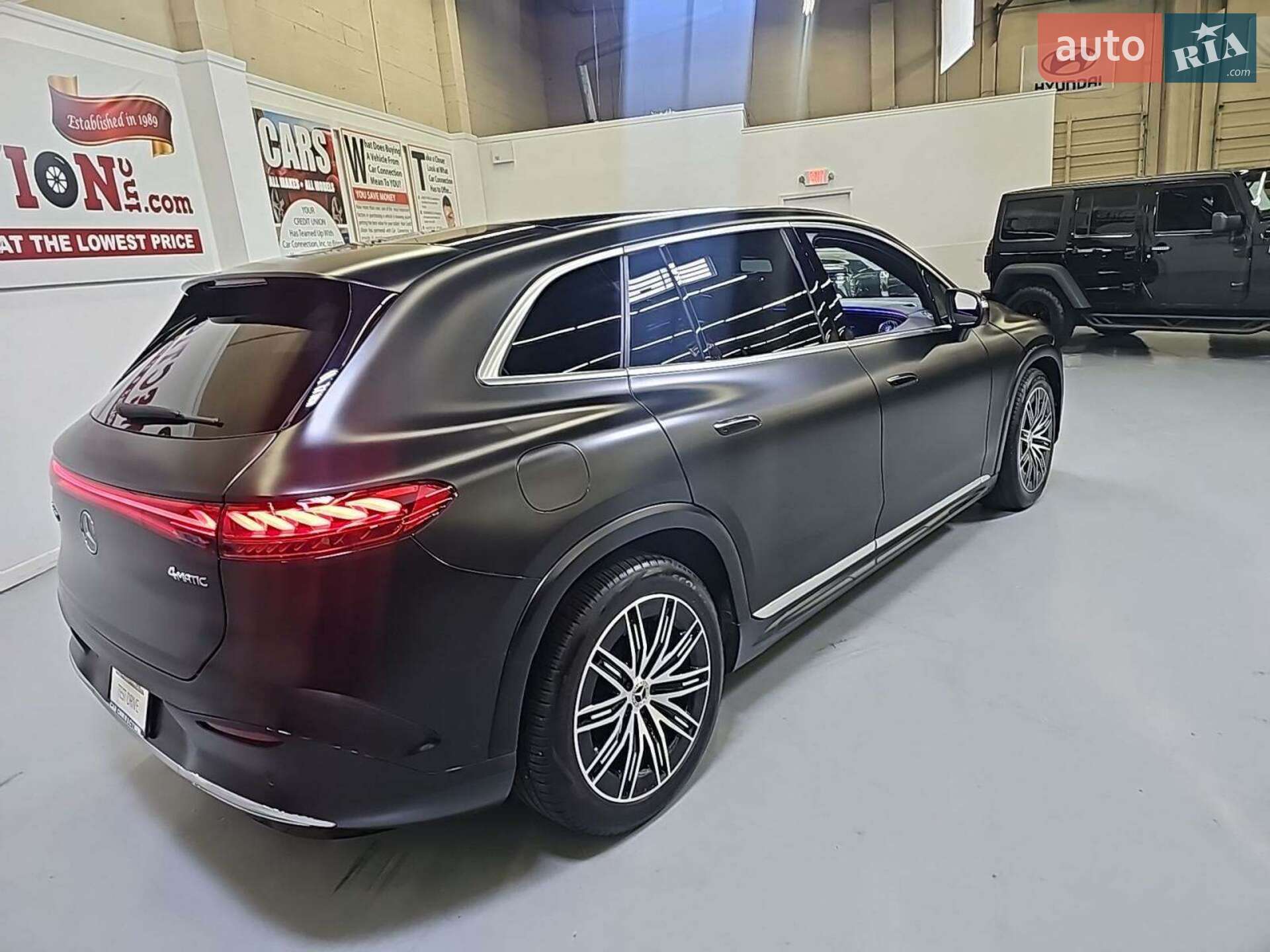 Mercedes-Benz EQS SUV 2022 VIN 4JGDM4EBXPA010025 фото оголошення 4 з 22