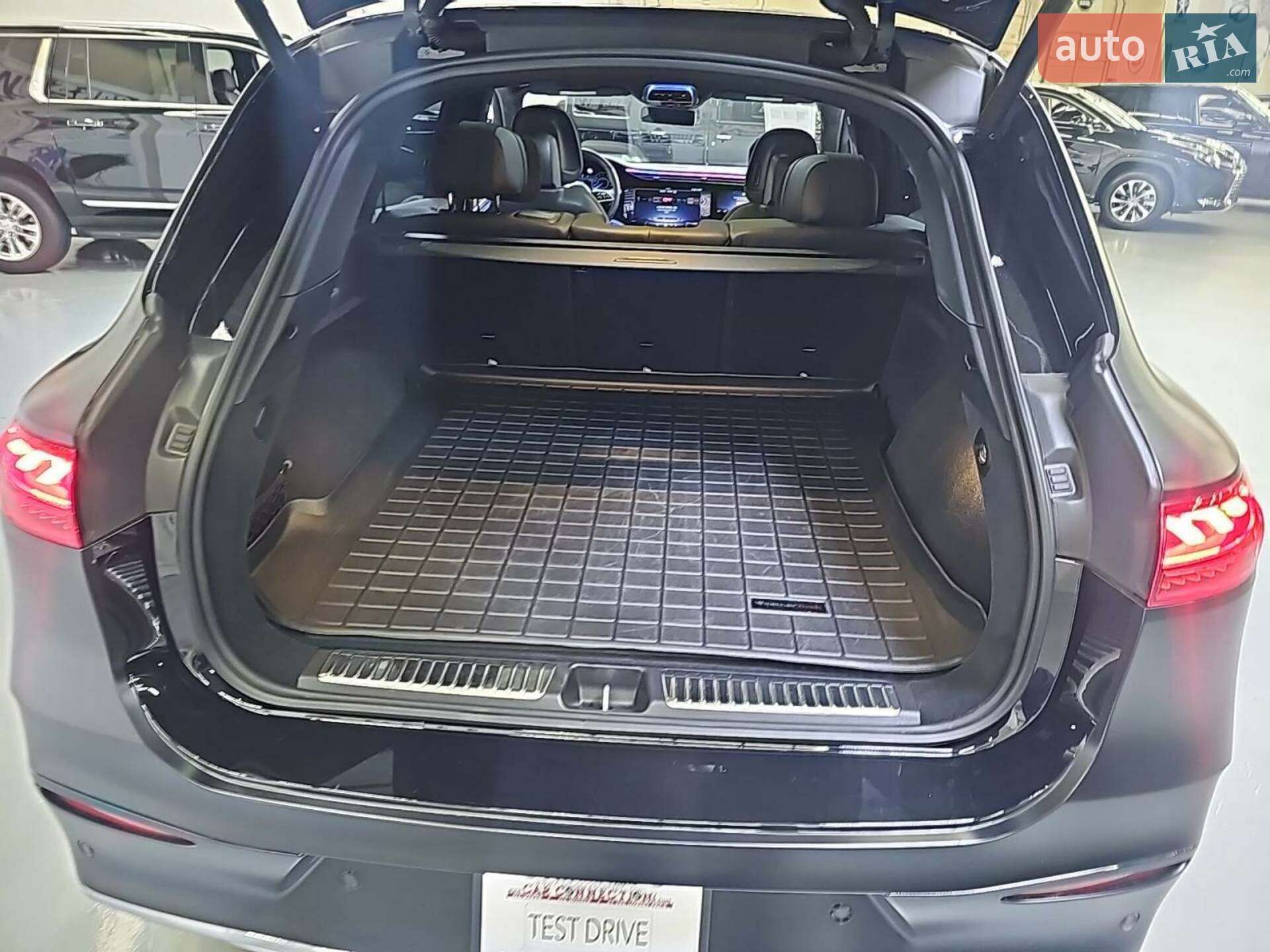 Mercedes-Benz EQS SUV 2022 VIN 4JGDM4EBXPA010025 фото оголошення 7 з 22