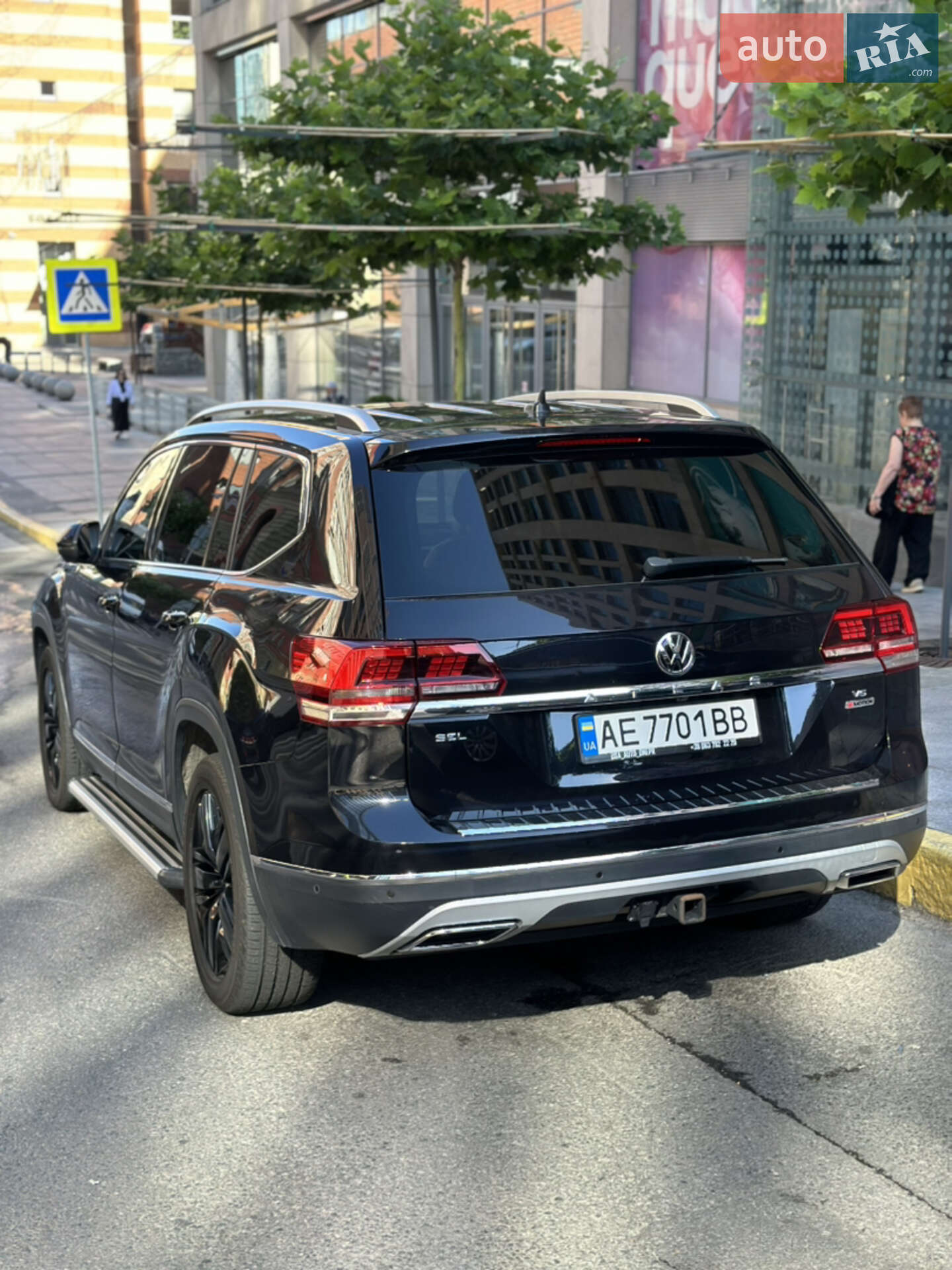 Volkswagen Atlas 2019 VIN 1V2NR2CA7KC544846 фото оголошення 2 з 3