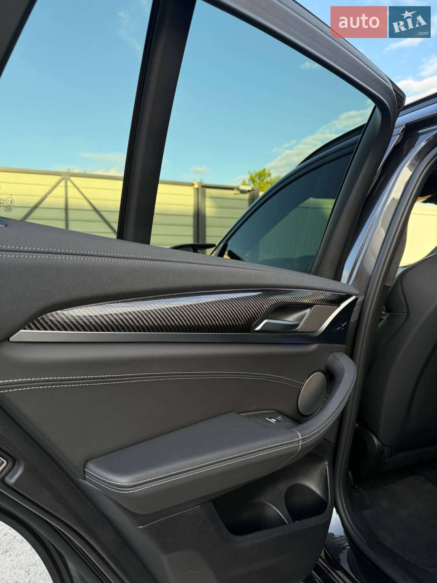 BMW X4 M 2020 VIN 5YMUJ0C04L9C62575 фото оголошення 9 з 48