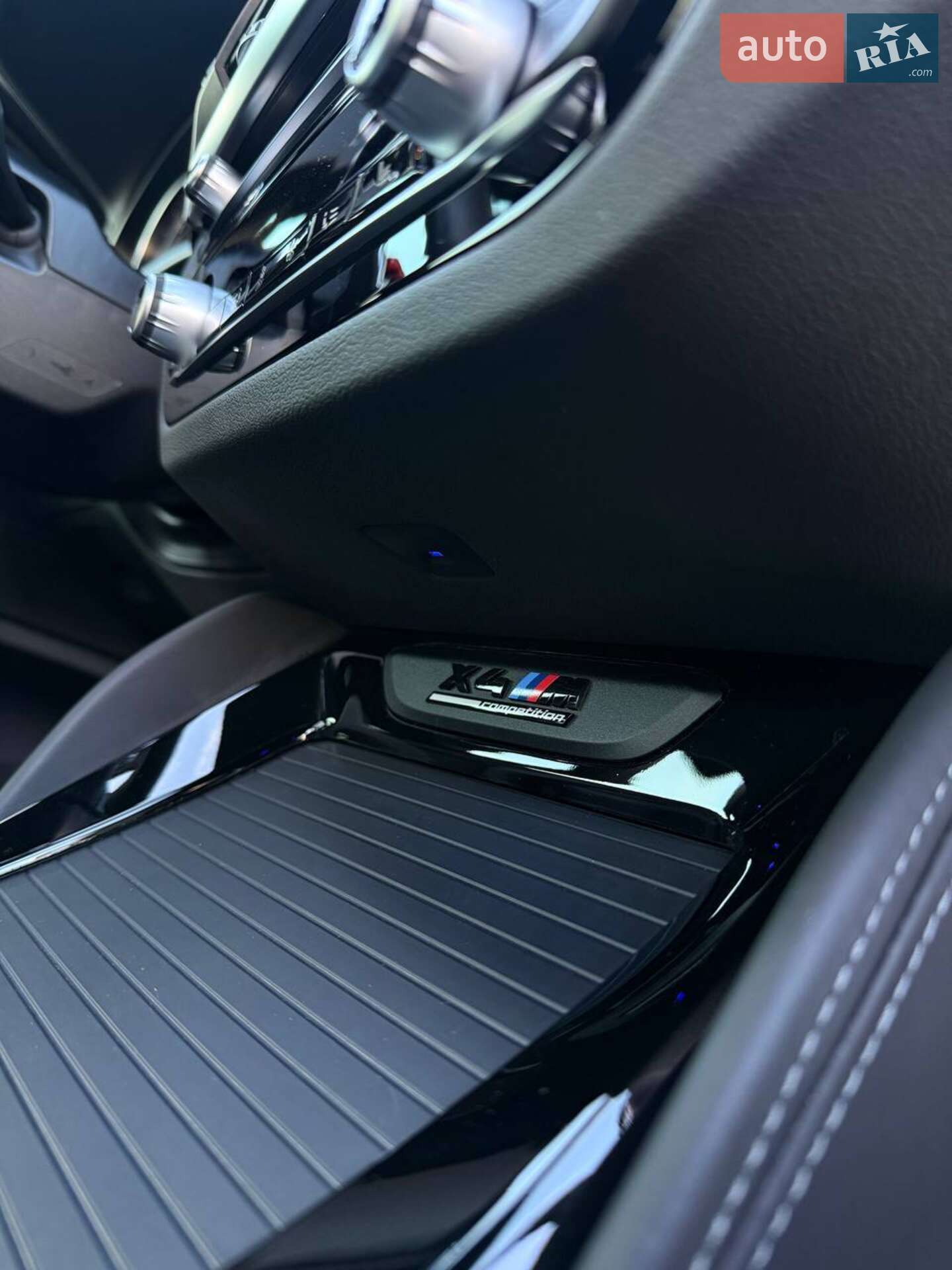 BMW X4 M 2020 VIN 5YMUJ0C04L9C62575 фото оголошення 23 з 48
