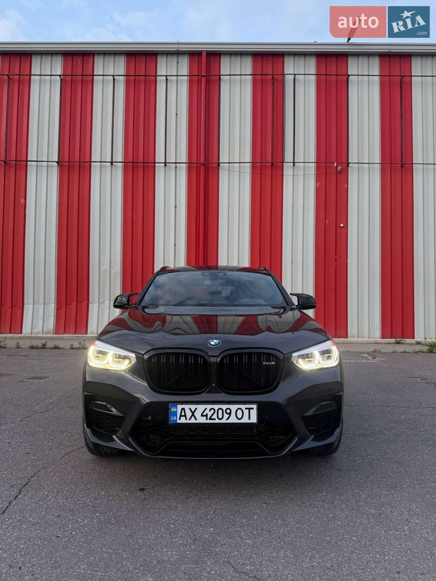 BMW X4 M 2020 VIN 5YMUJ0C04L9C62575 фото оголошення 24 з 48
