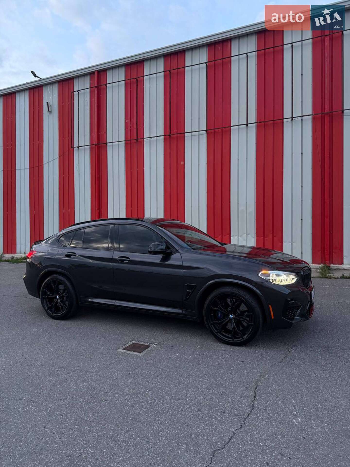 BMW X4 M 2020 VIN 5YMUJ0C04L9C62575 фото оголошення 43 з 48