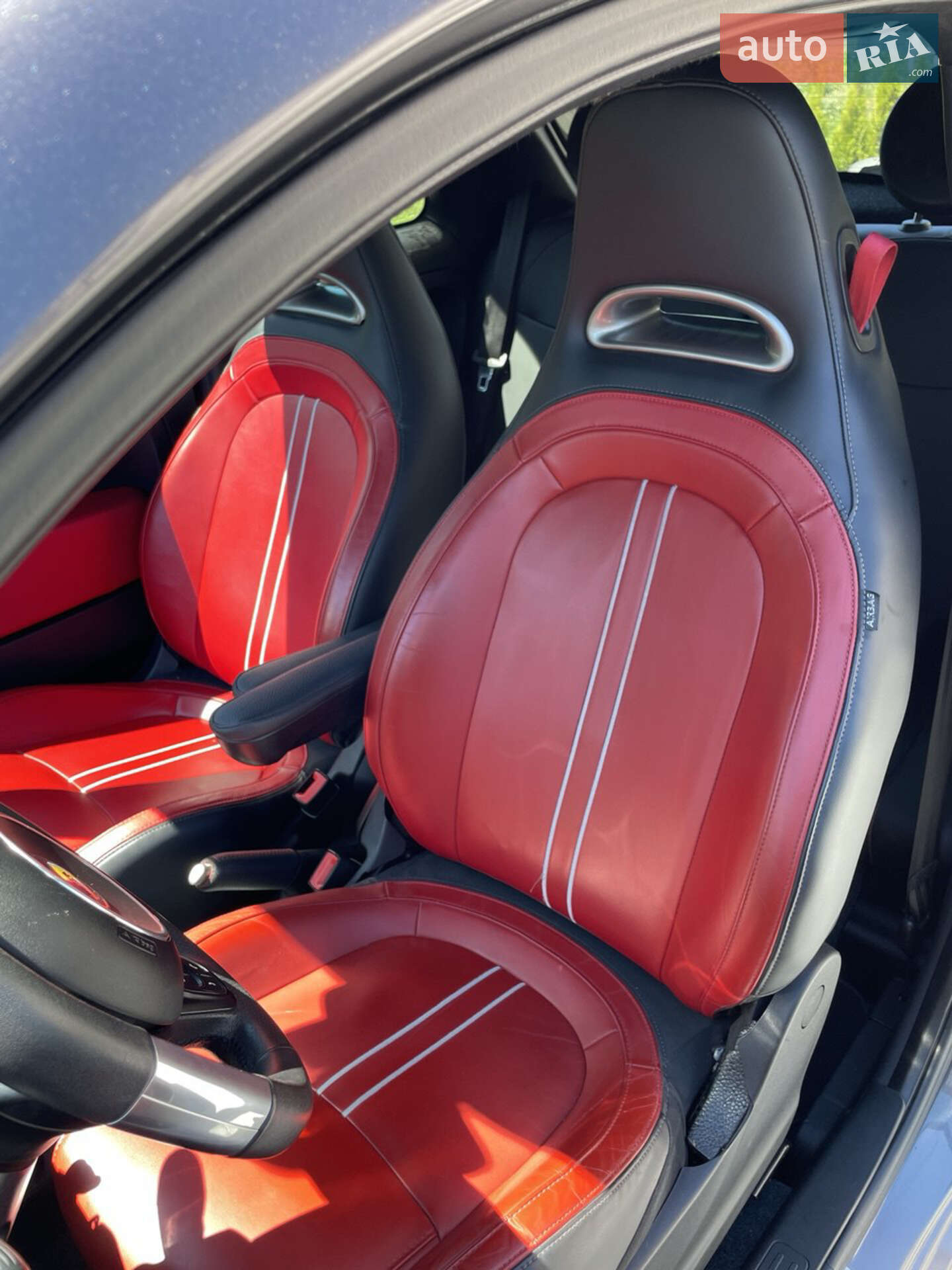 Abarth Fiat 500 2015 VIN 3C3CFFFH8FT625533 фото оголошення 10 з 27
