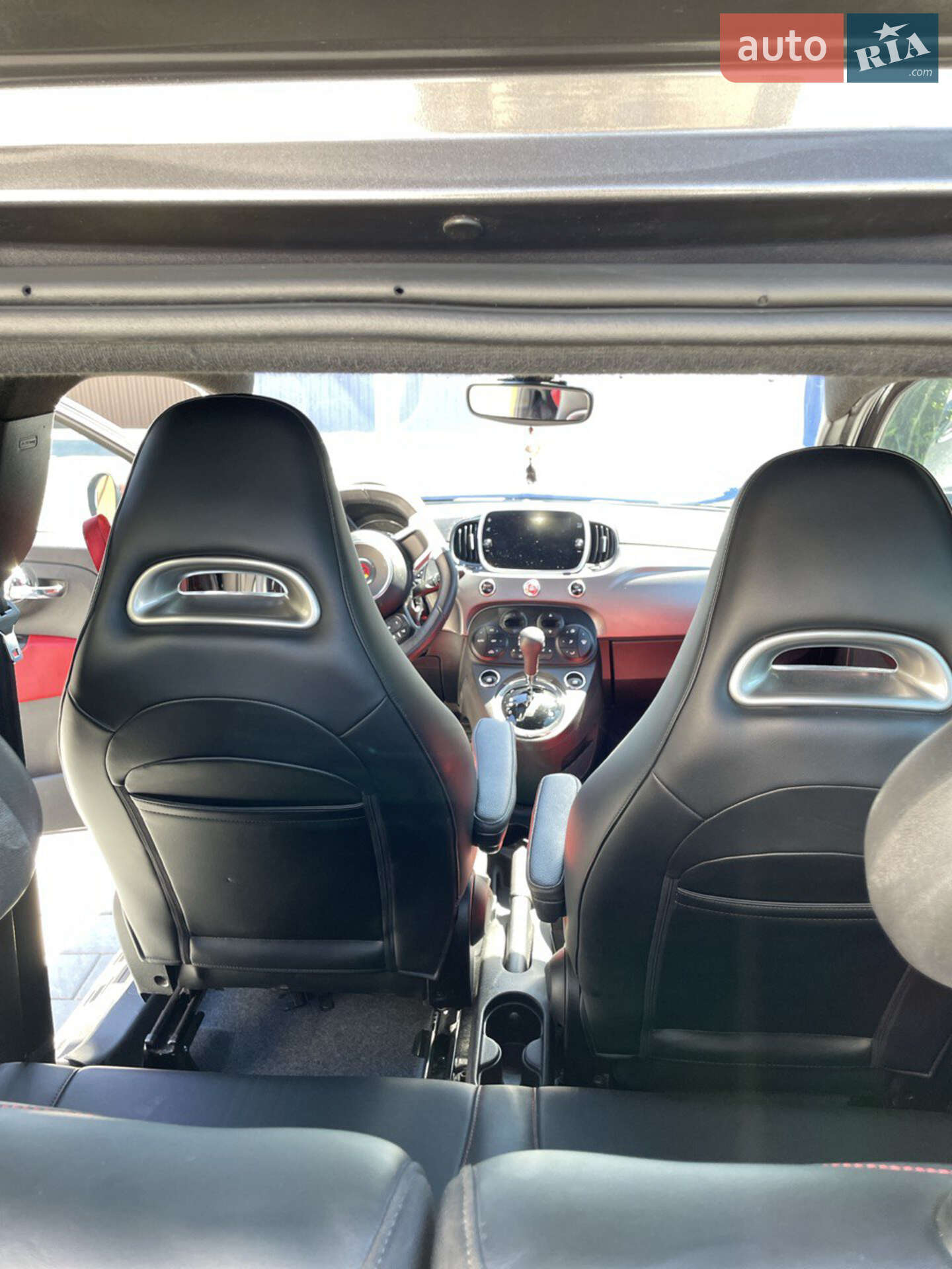 Abarth Fiat 500 2015 VIN 3C3CFFFH8FT625533 фото оголошення 19 з 27
