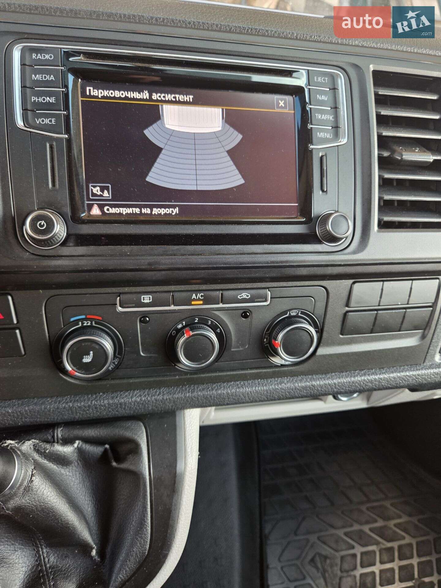 Volkswagen Transporter 2016 VIN WV1ZZZ7HZHH035304 фото оголошення 4 з 25