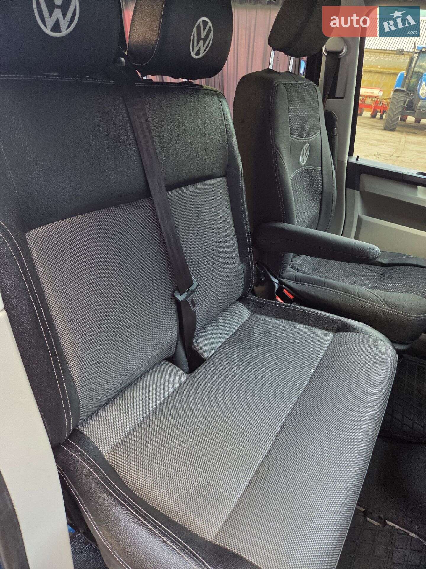 Volkswagen Transporter 2016 VIN WV1ZZZ7HZHH035304 фото оголошення 17 з 25