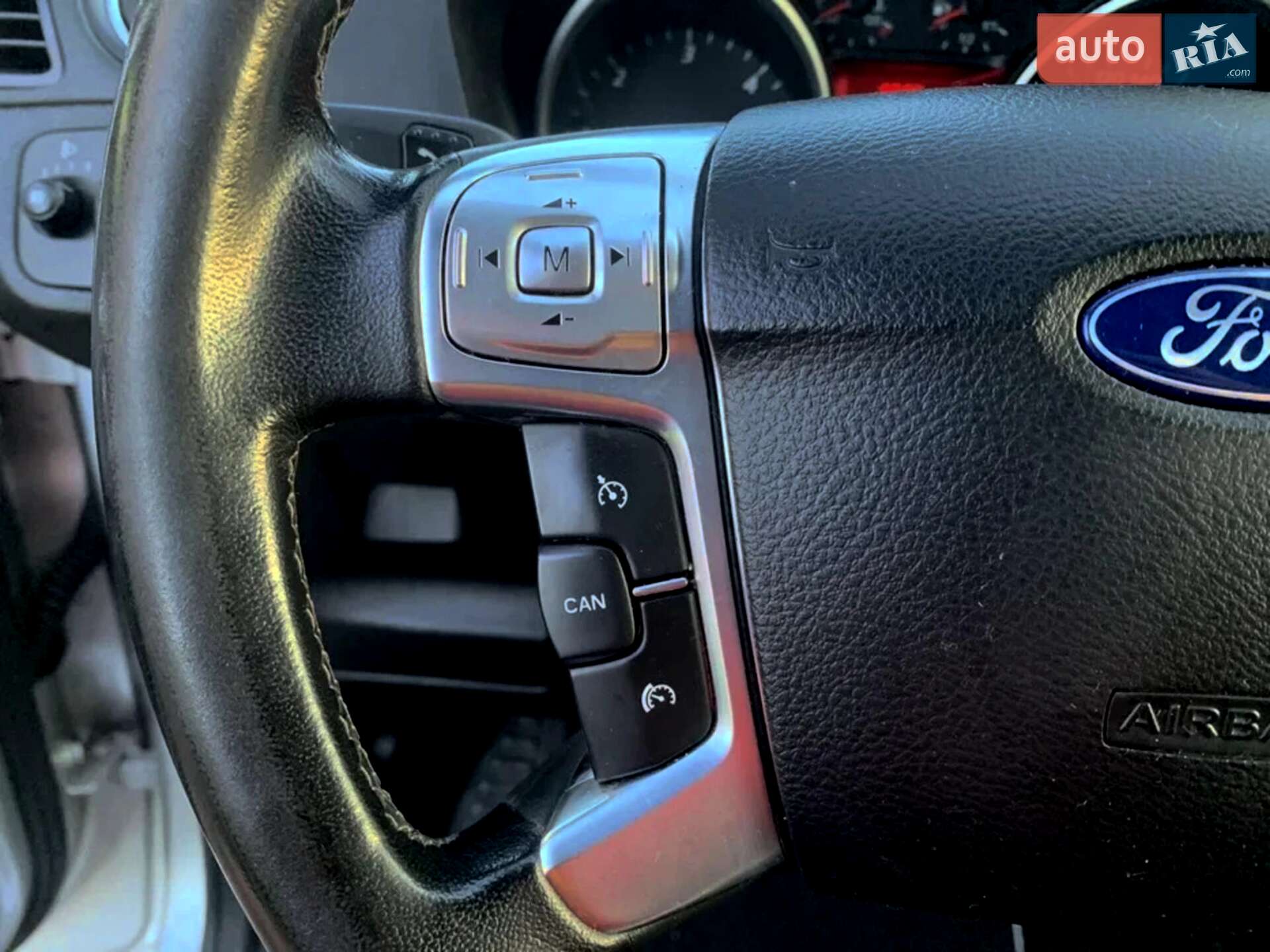 Ford S-Max 2014 VIN WF0SXXGBWSER07134 фото оголошення 8 з 16