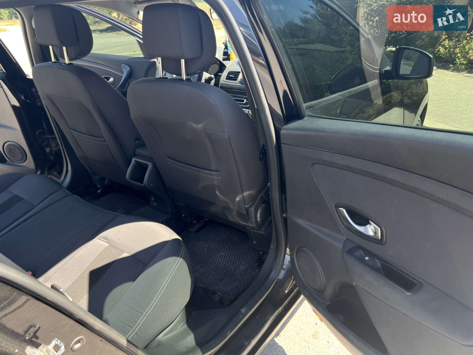 Renault Megane 2011 VIN VF1KZ1G0645038248 фото оголошення 16 з 23