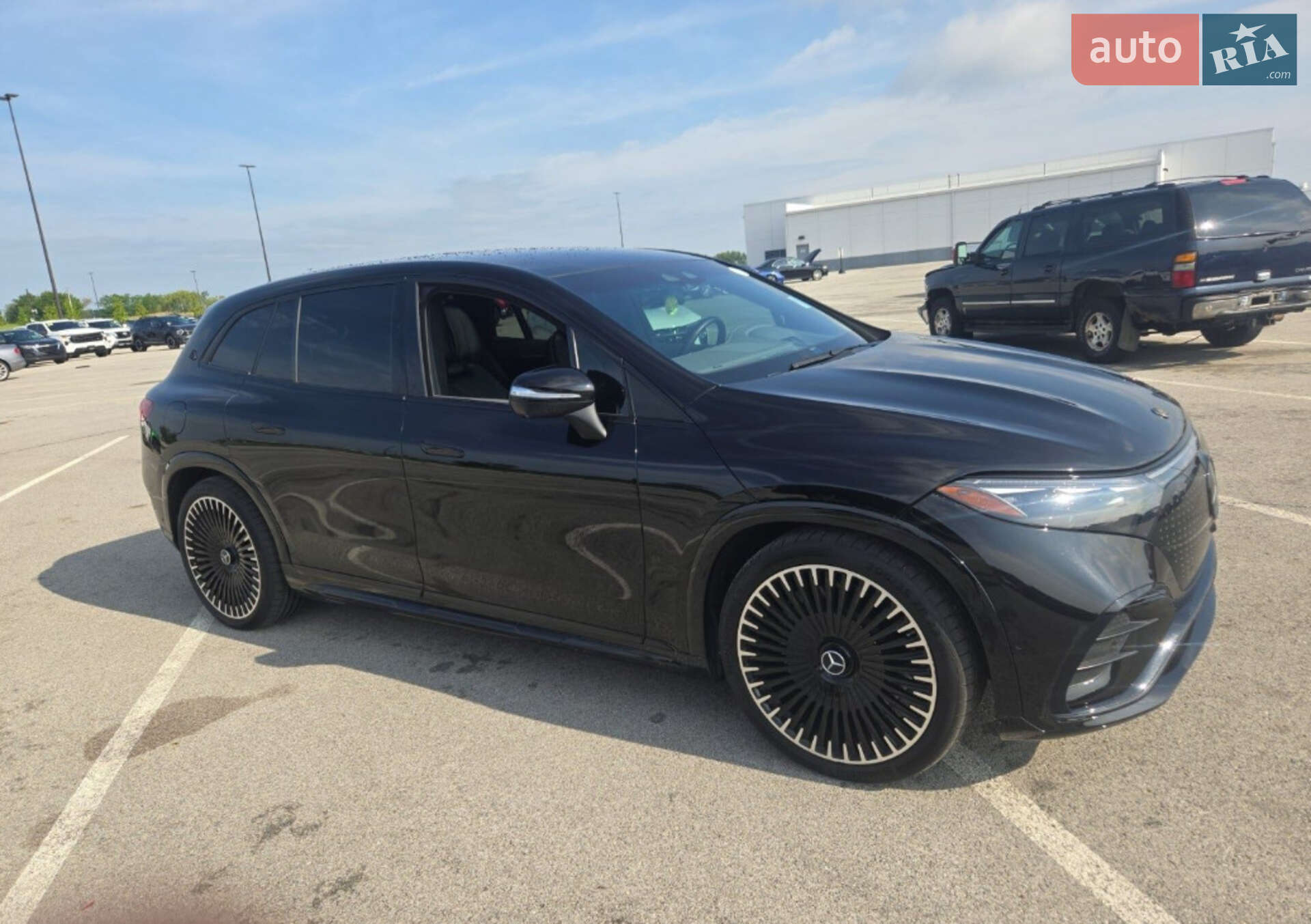 Mercedes-Benz EQS SUV 2022 VIN 4JGDM4EB9PA003194 фото оголошення 4 з 21