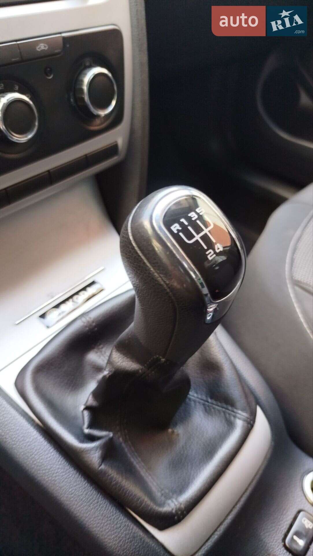 Skoda Octavia 2012 VIN TMBCS41Z4CB155879 фото оголошення 23 з 31