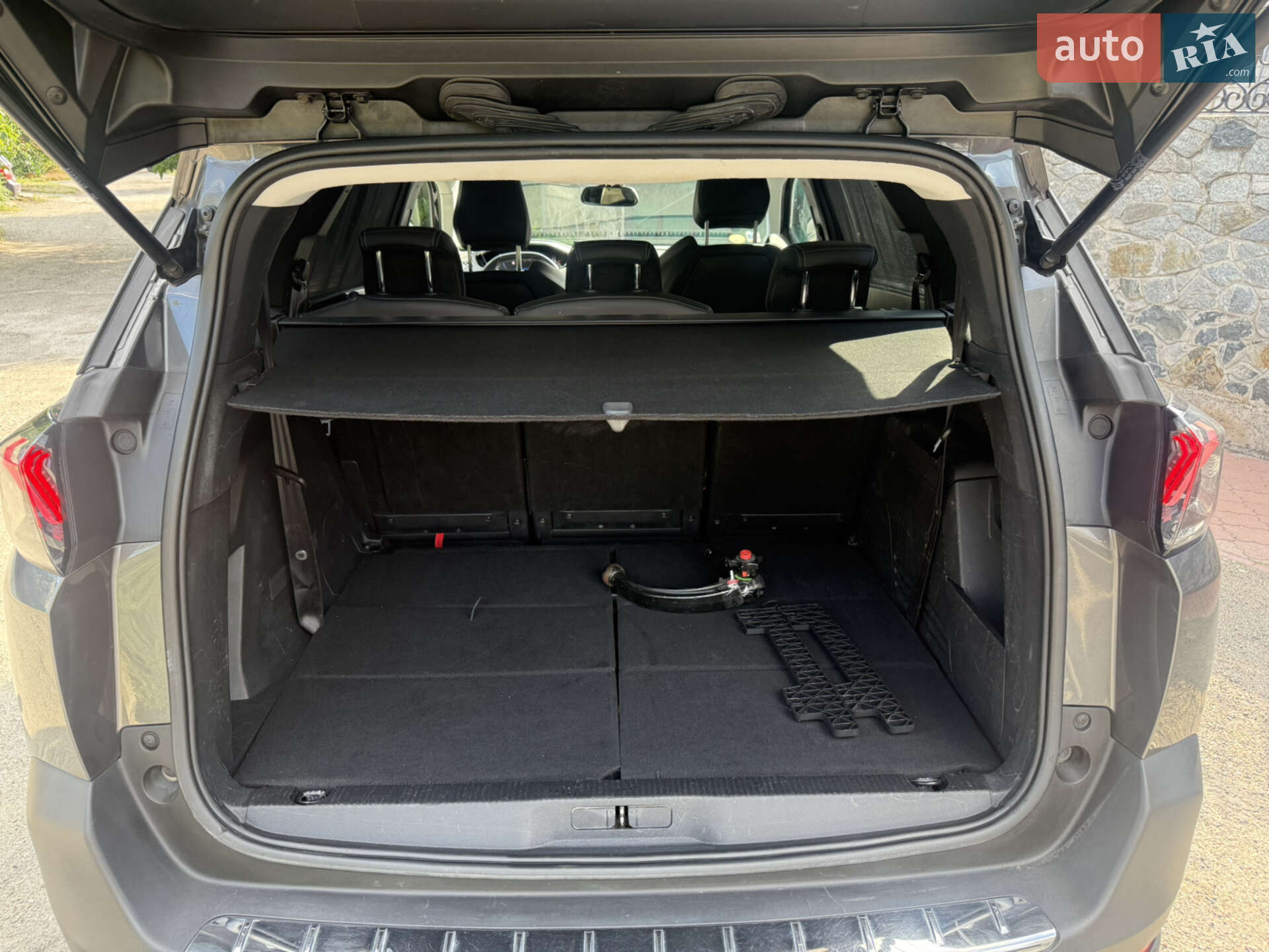 Peugeot 5008 2020 VIN VF3MJEHZULS328123 фото оголошення 33 з 103