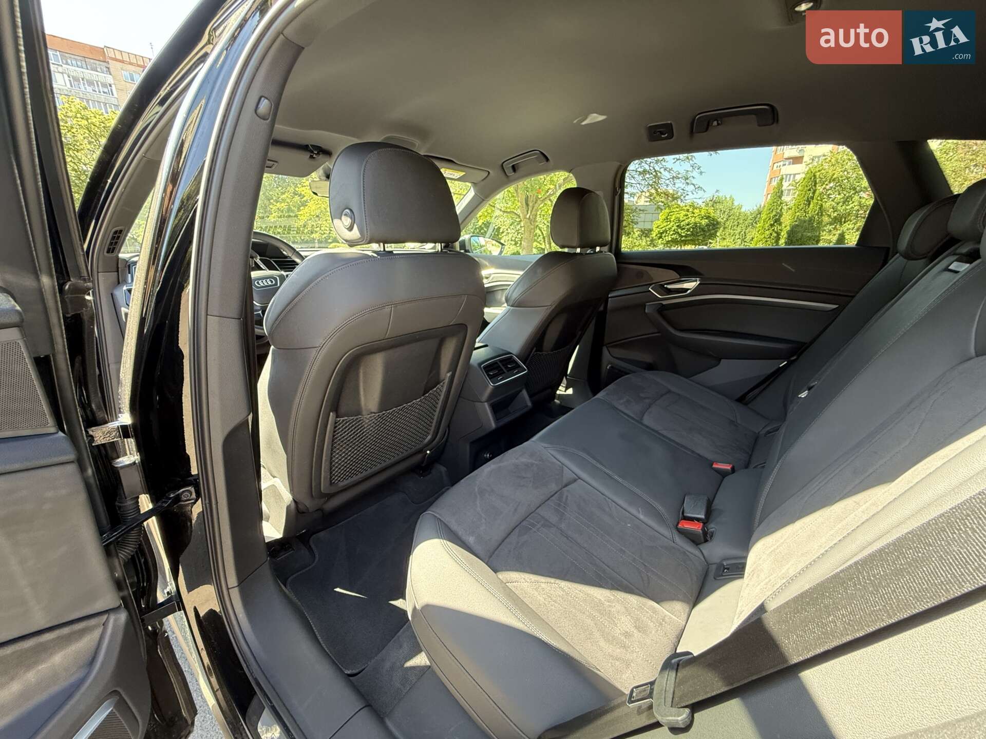 Audi e-tron 2021 VIN WAUZZZGE9NB015012 фото оголошення 26 з 42