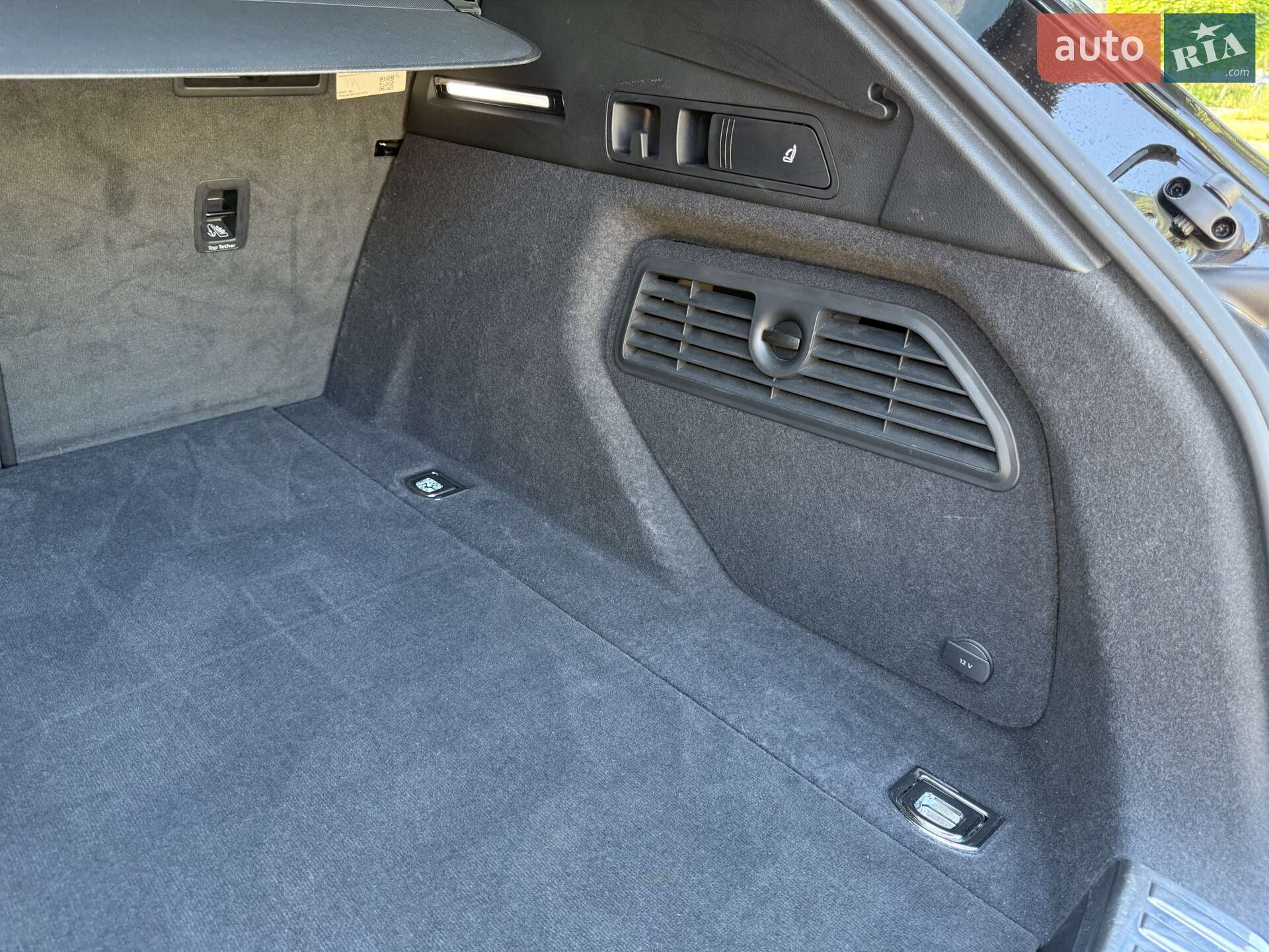Audi e-tron 2021 VIN WAUZZZGE9NB015012 фото оголошення 40 з 42