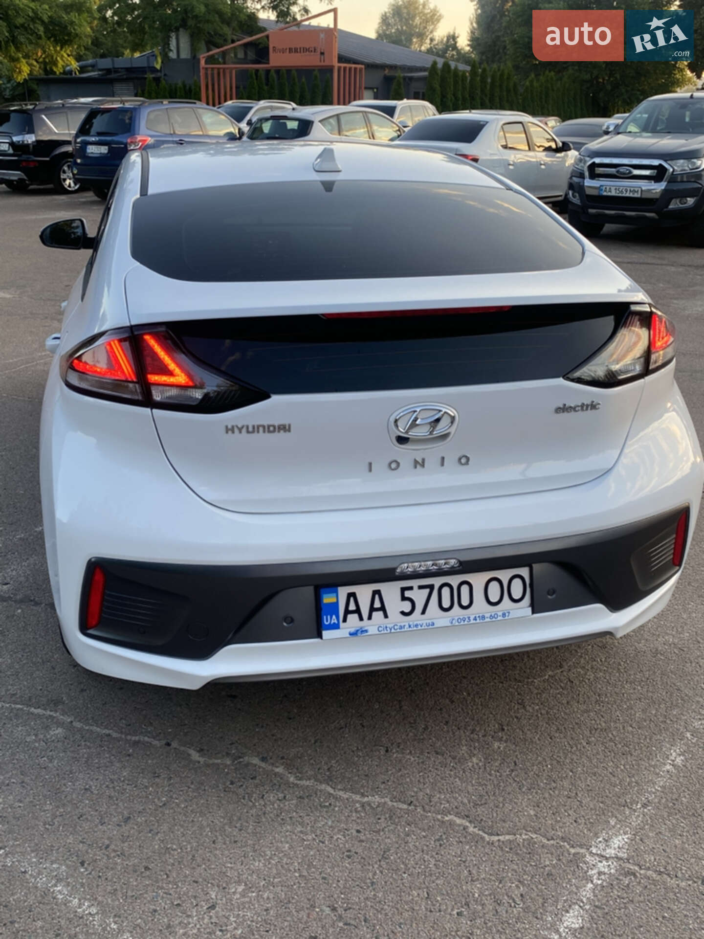 Hyundai Ioniq 2021 VIN KMHC751JFMU080275 фото оголошення 8 з 49