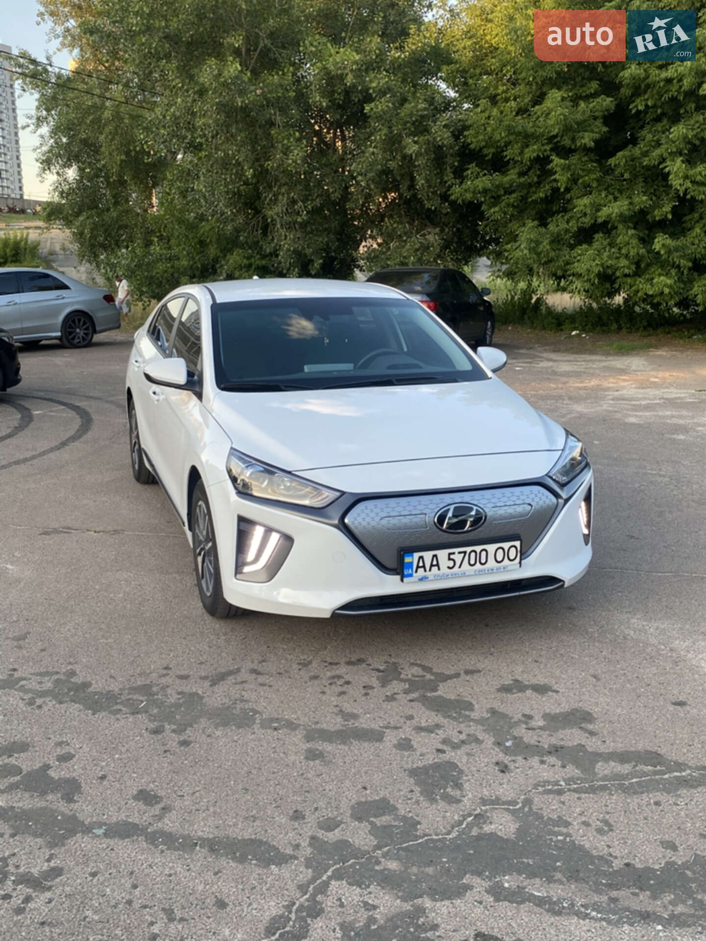 Hyundai Ioniq 2021 VIN KMHC751JFMU080275 фото оголошення 4 з 49
