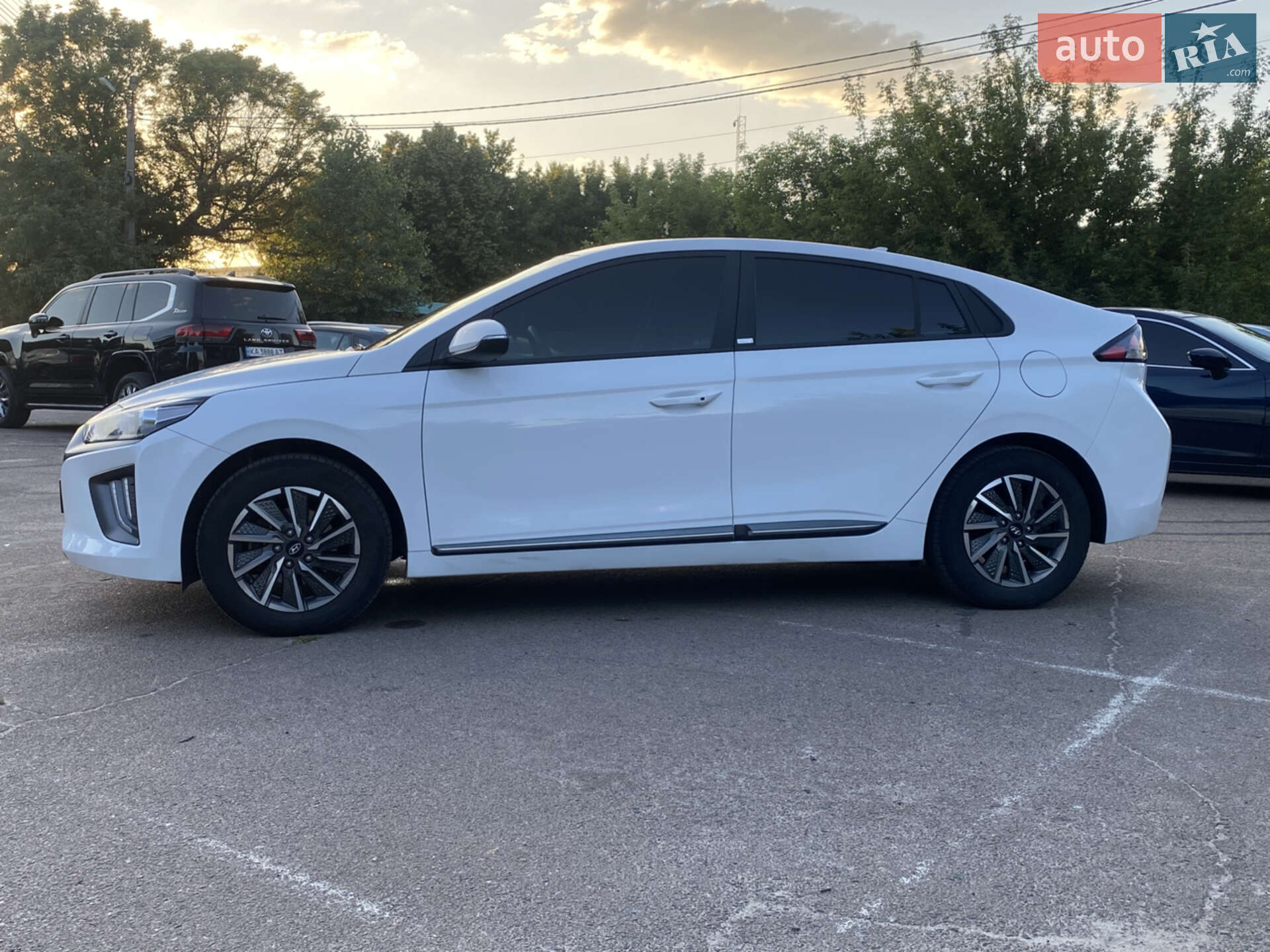 Hyundai Ioniq 2021 VIN KMHC751JFMU080275 фото оголошення 19 з 49