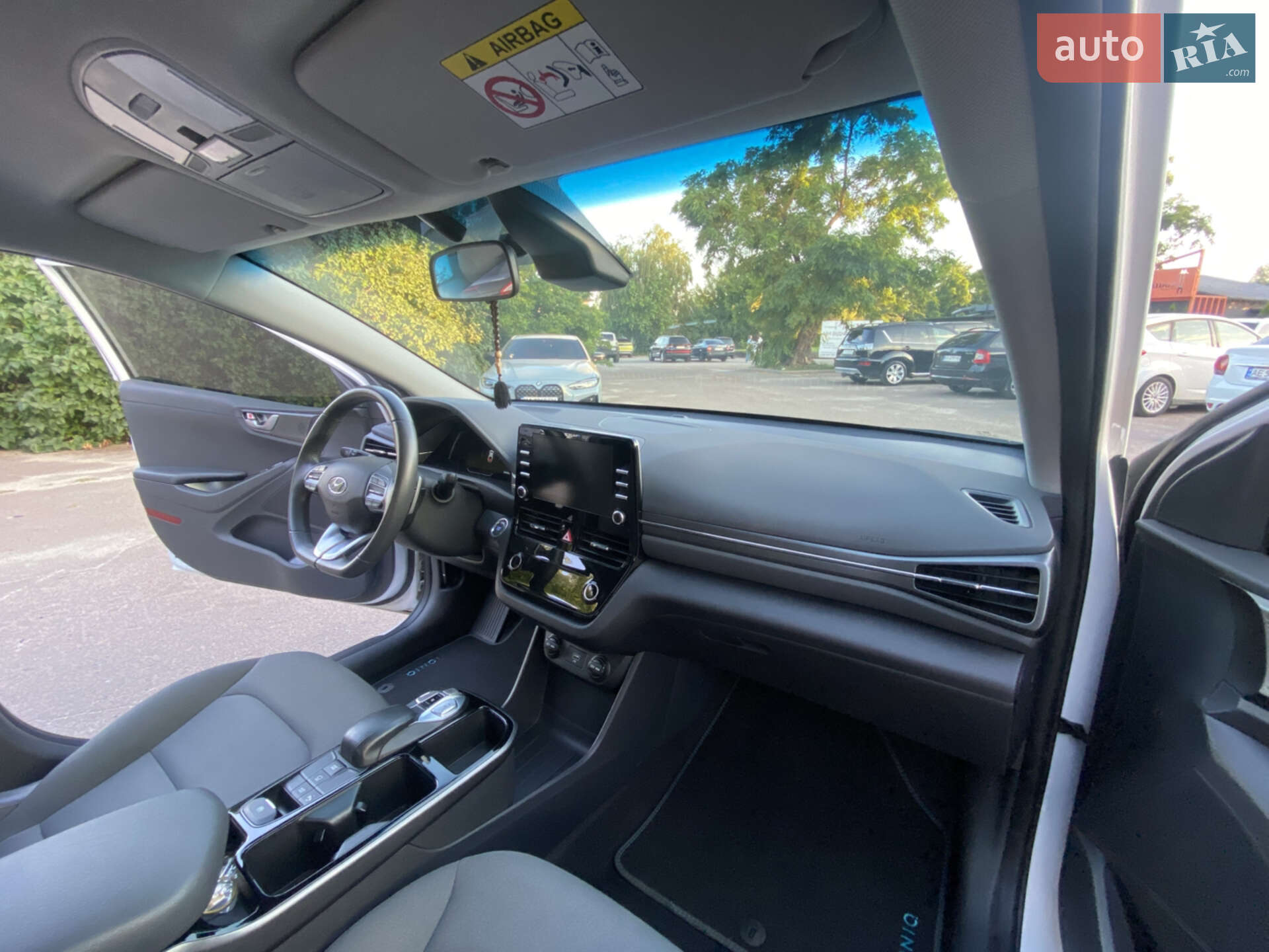 Hyundai Ioniq 2021 VIN KMHC751JFMU080275 фото оголошення 30 з 49
