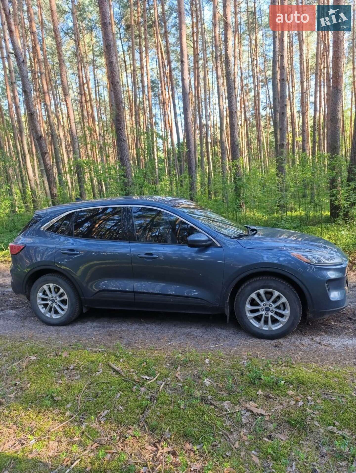 Ford Escape 2020 VIN 1FMCU9G69LUC36638 фото оголошення 13 з 27