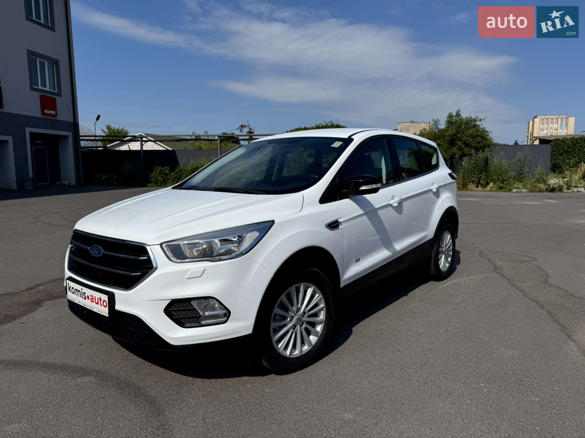 Ford Kuga 2017 VIN WF0AXXWPMAHC79140 фото оголошення 3 з 63
