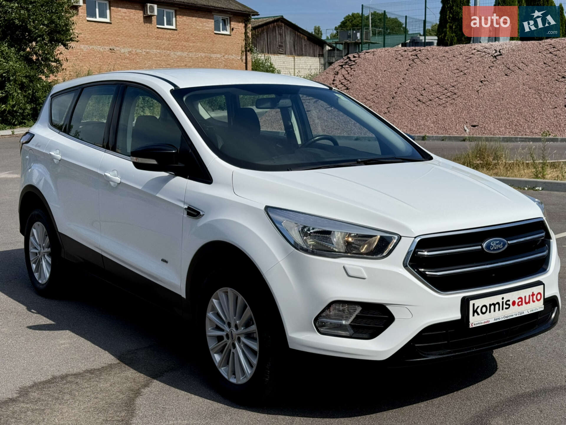 Ford Kuga 2017 VIN WF0AXXWPMAHC79140 фото оголошення 12 з 63