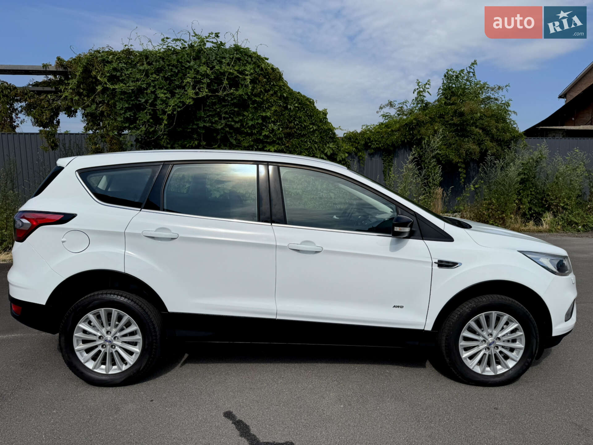 Ford Kuga 2017 VIN WF0AXXWPMAHC79140 фото оголошення 24 з 63