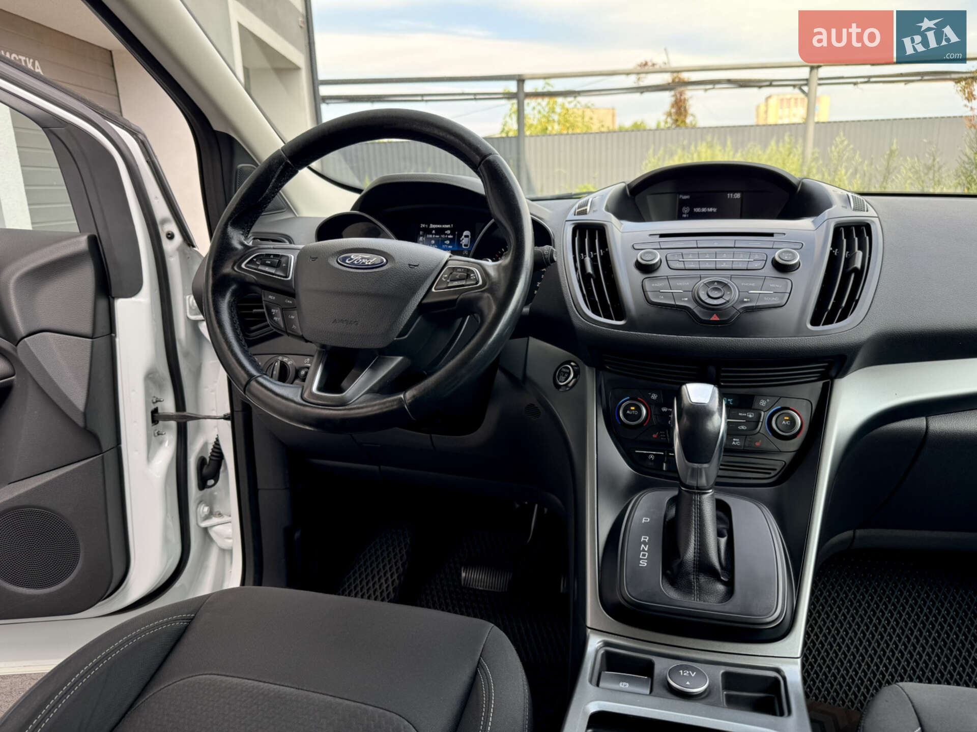 Ford Kuga 2017 VIN WF0AXXWPMAHC79140 фото оголошення 34 з 63
