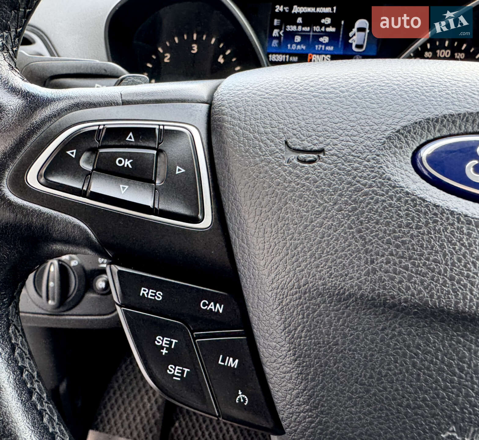 Ford Kuga 2017 VIN WF0AXXWPMAHC79140 фото оголошення 35 з 63