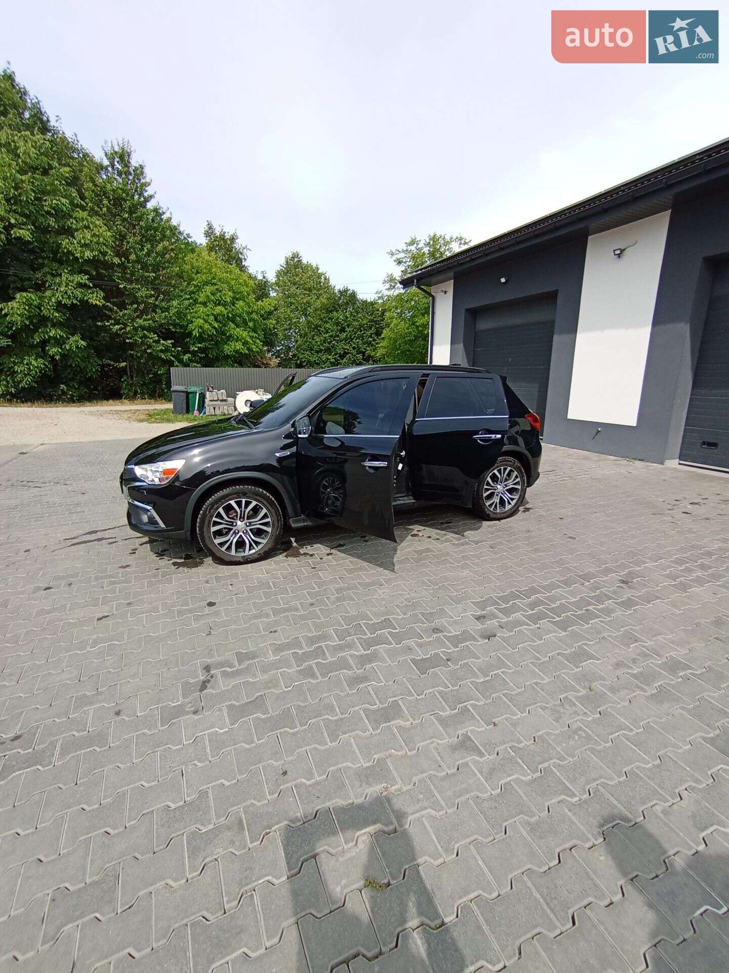 Mitsubishi ASX 2017 VIN JMBXLGA8WHZ404502 фото оголошення 3 з 19
