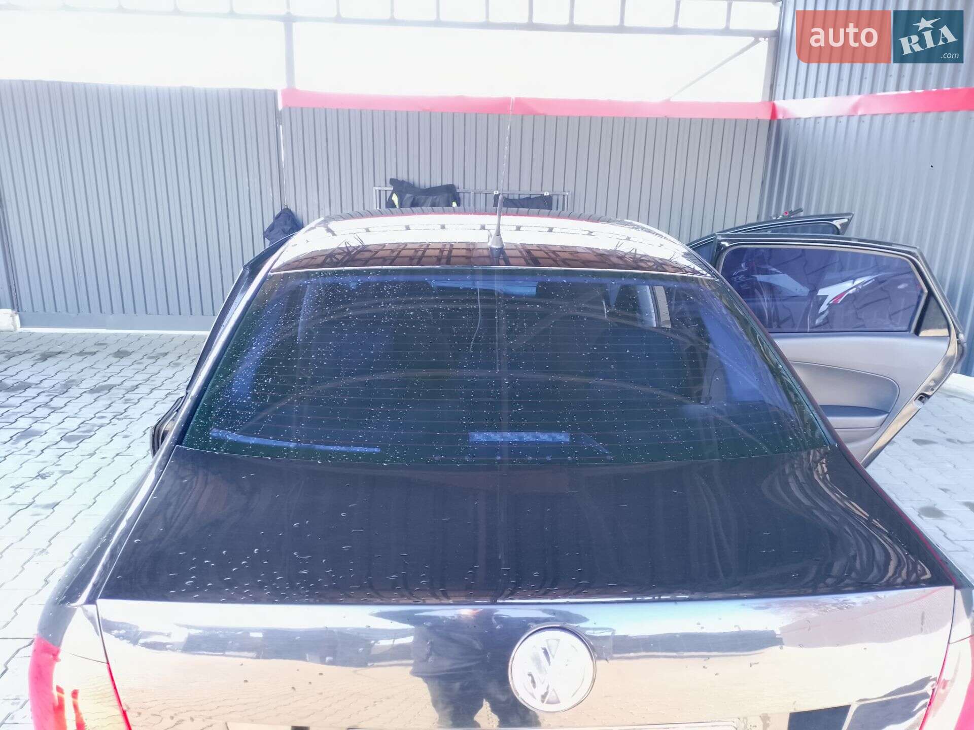 Volkswagen Polo 2011 VIN XW8ZZZ61ZCG025984 фото оголошення 18 з 24