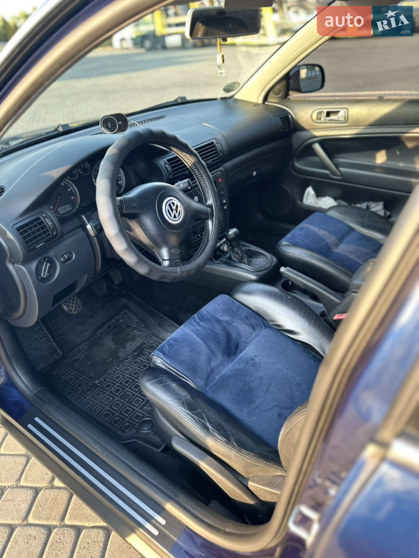 Volkswagen Passat 2002 VIN WVWZZZ3BZ2P451046 фото оголошення 12 з 28
