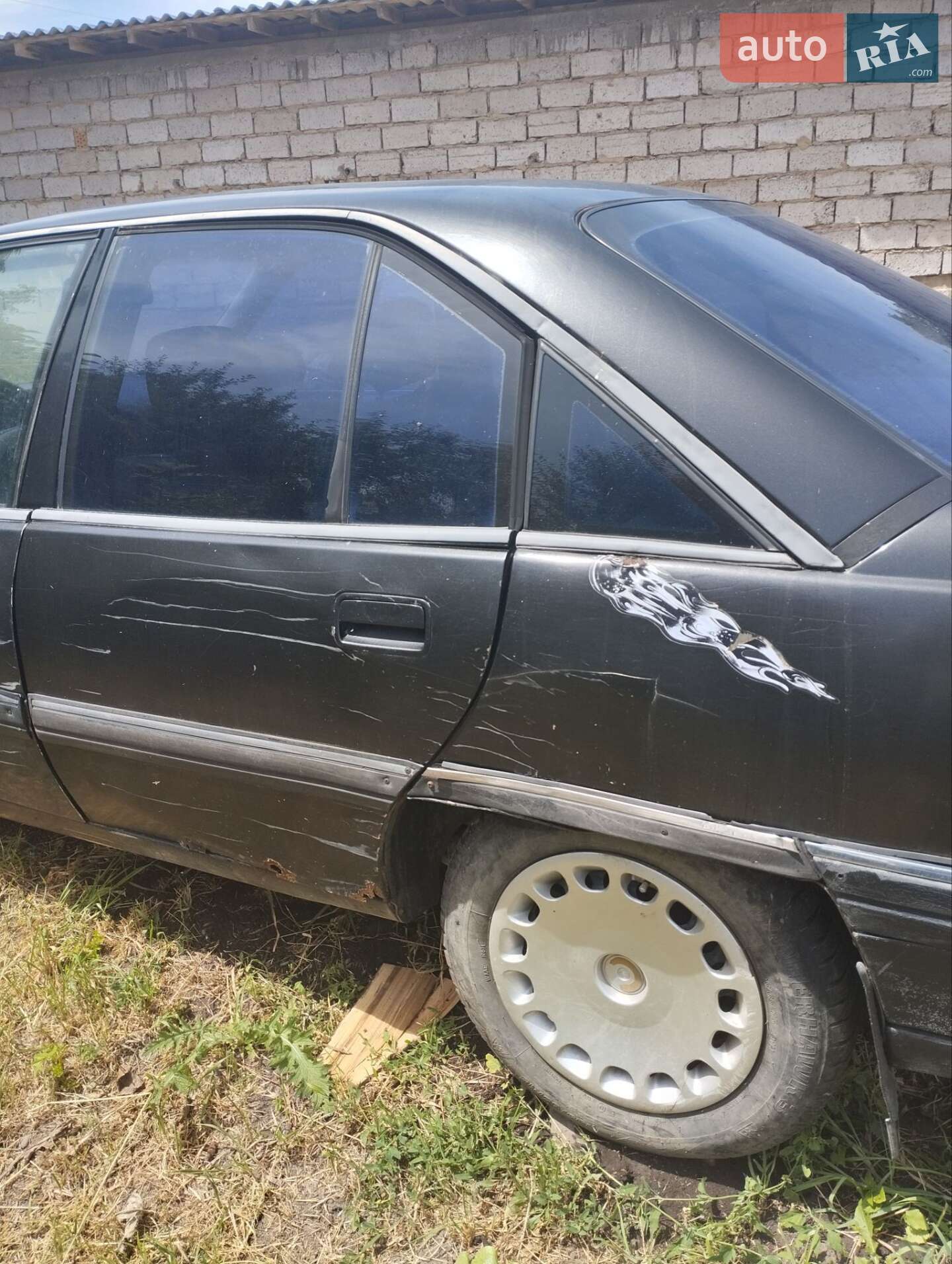 Opel Omega 1991 VIN W0L000016M1278547 фото оголошення 2 з 9