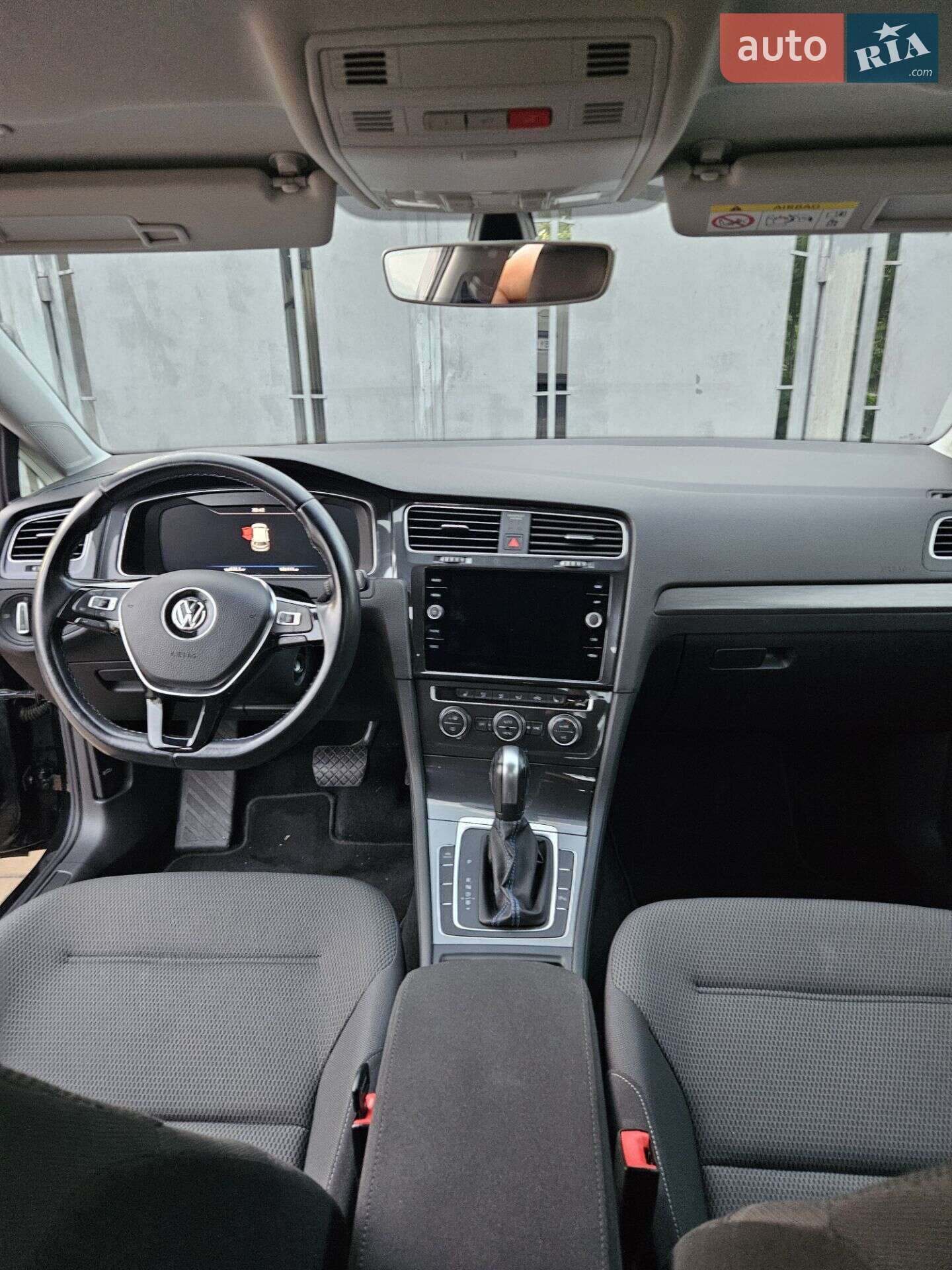 Volkswagen Golf 2019 VIN WVWZZZAUZL8900036 фото оголошення 5 з 11