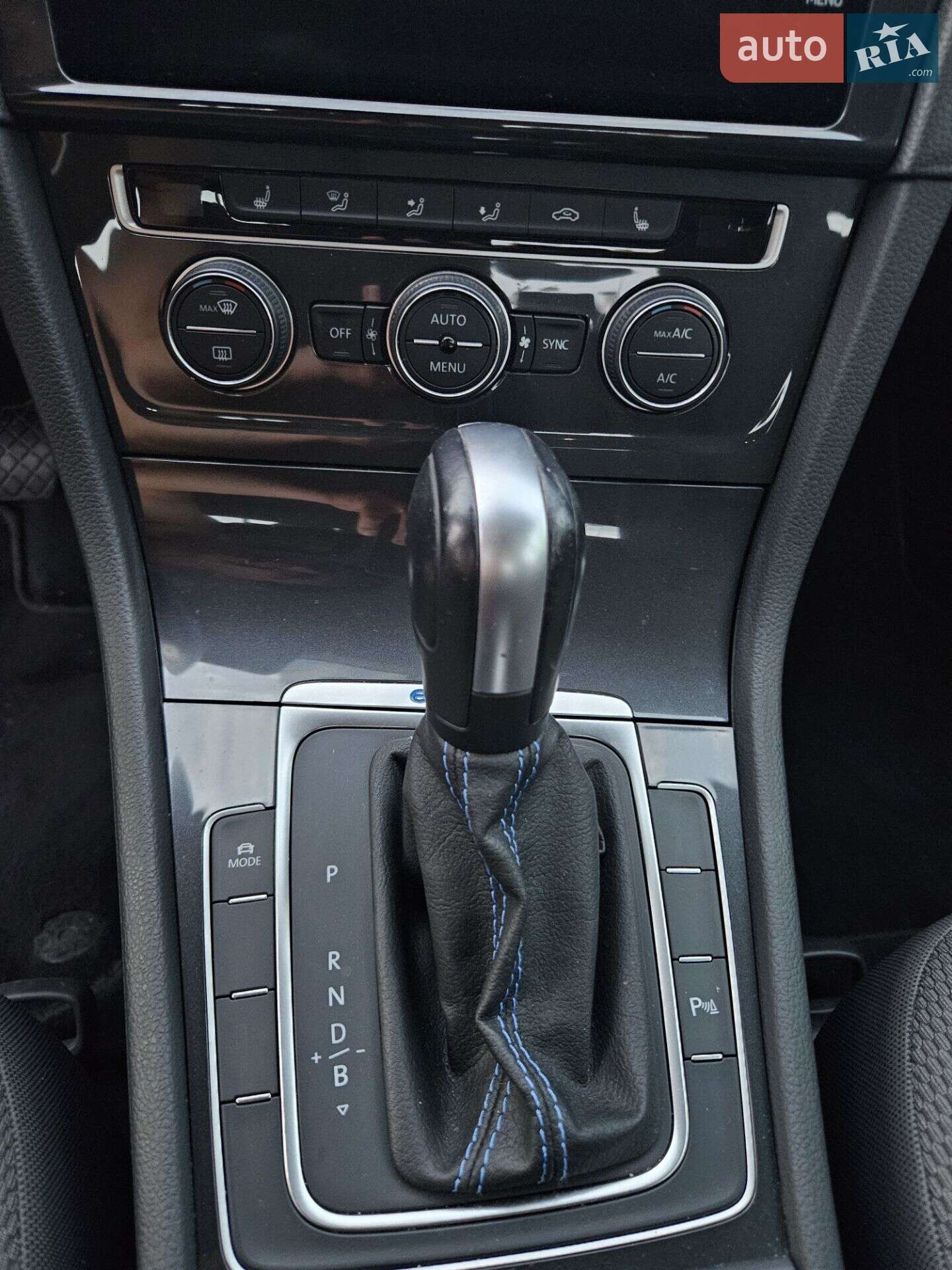 Volkswagen Golf 2019 VIN WVWZZZAUZL8900036 фото оголошення 11 з 11