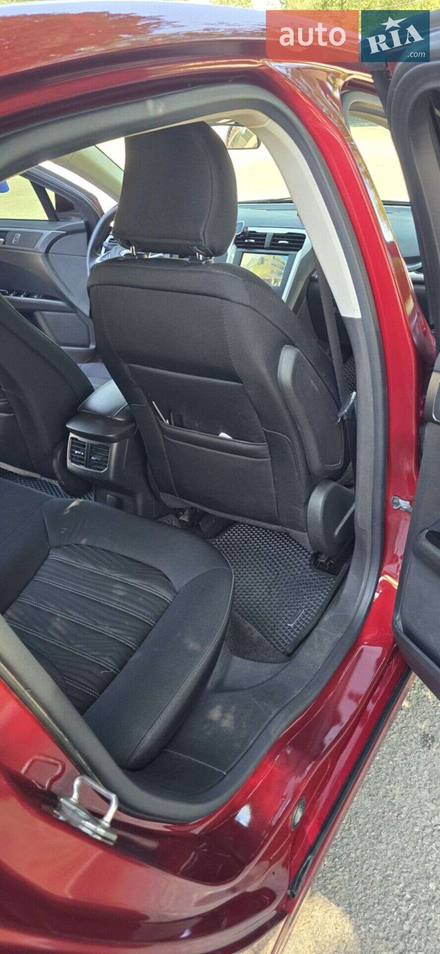 Ford Fusion 2016 VIN 3FA6P0H75GR355284 фото оголошення 8 з 23