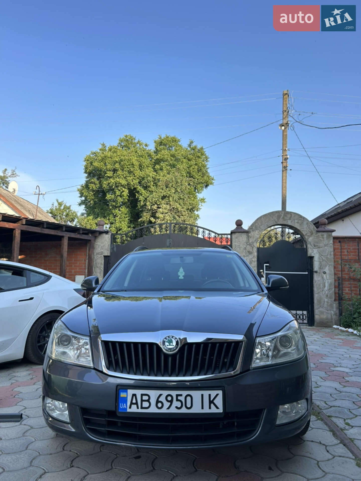 Skoda Octavia 2012 VIN TMBKK61Z2C2176866 фото оголошення 2 з 30