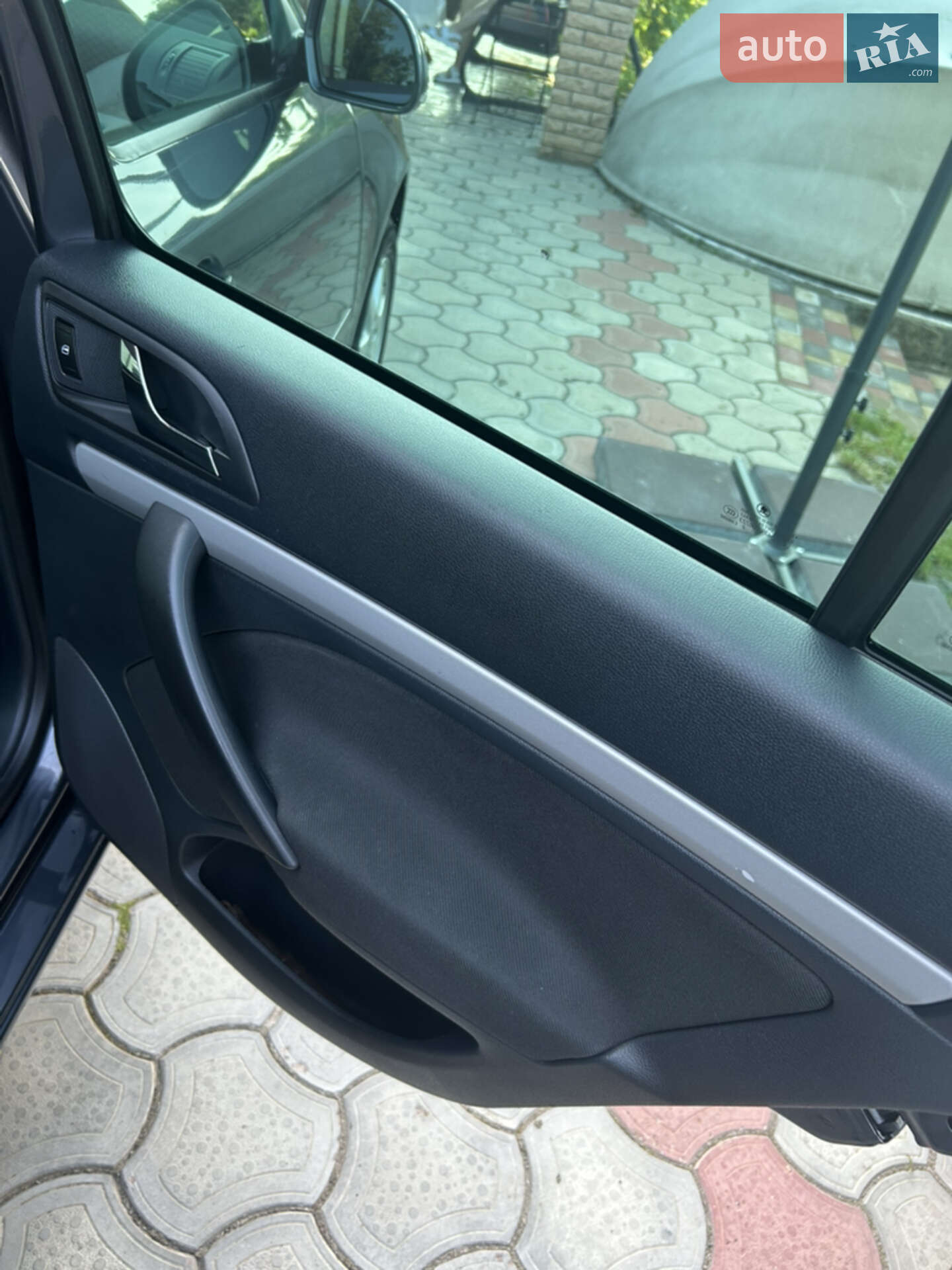 Skoda Octavia 2012 VIN TMBKK61Z2C2176866 фото оголошення 17 з 30