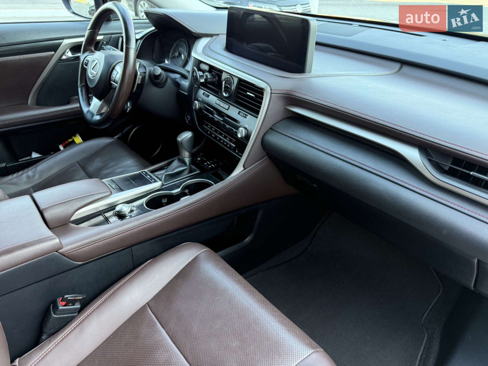 Lexus RX 2020 VIN JTJBGMCA302058167 фото оголошення 16 з 21
