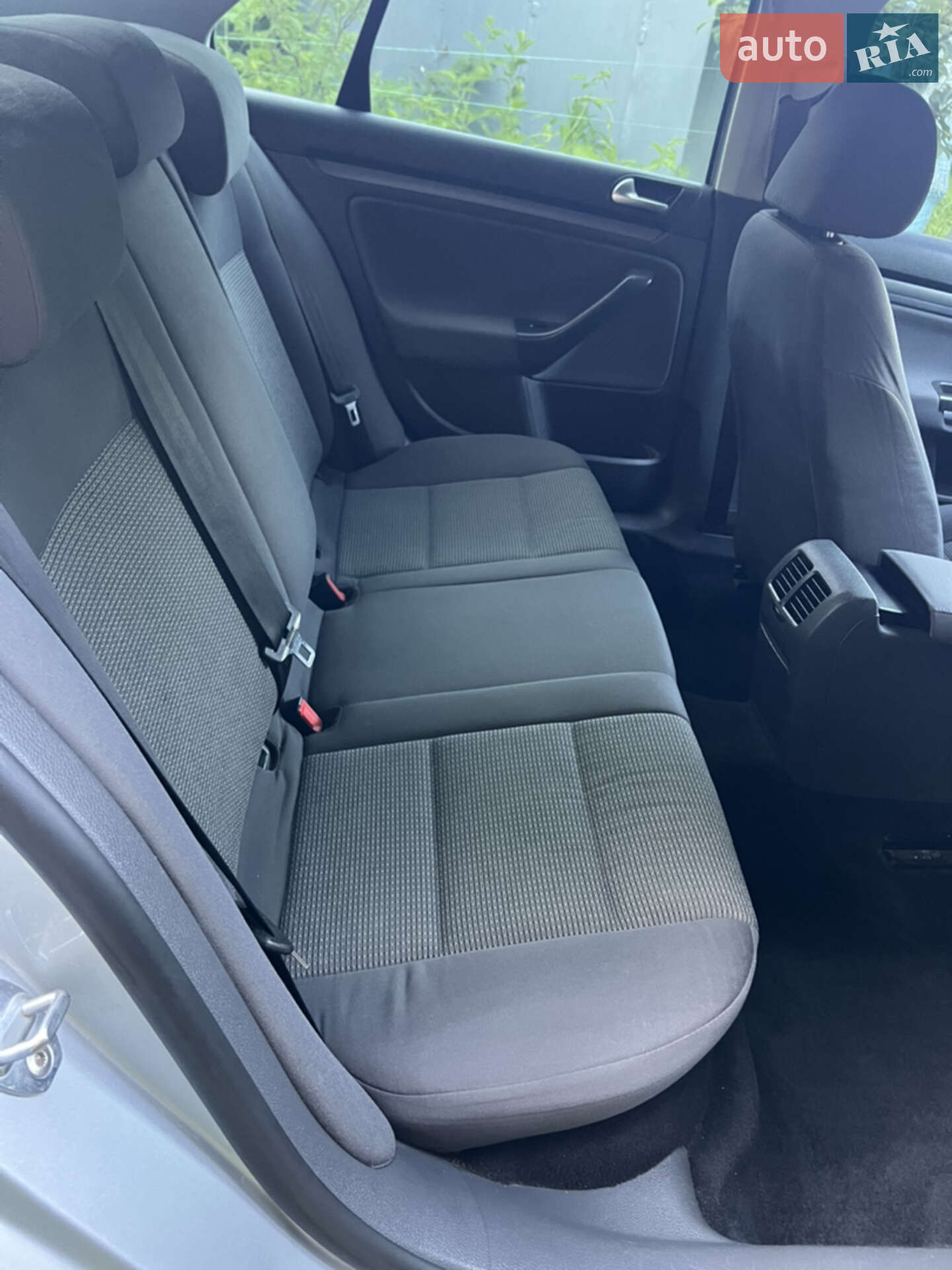 Volkswagen Jetta 2009 VIN WVWZZZ1KZ9M070808 фото оголошення 10 з 44