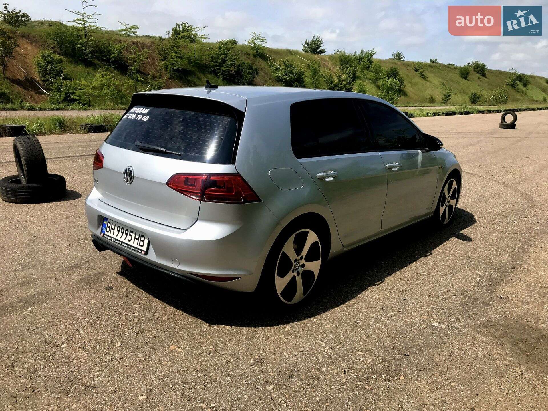 Volkswagen Golf GTI 2014 VIN 3VW4T7AU2FM021700 фото оголошення 12 з 77