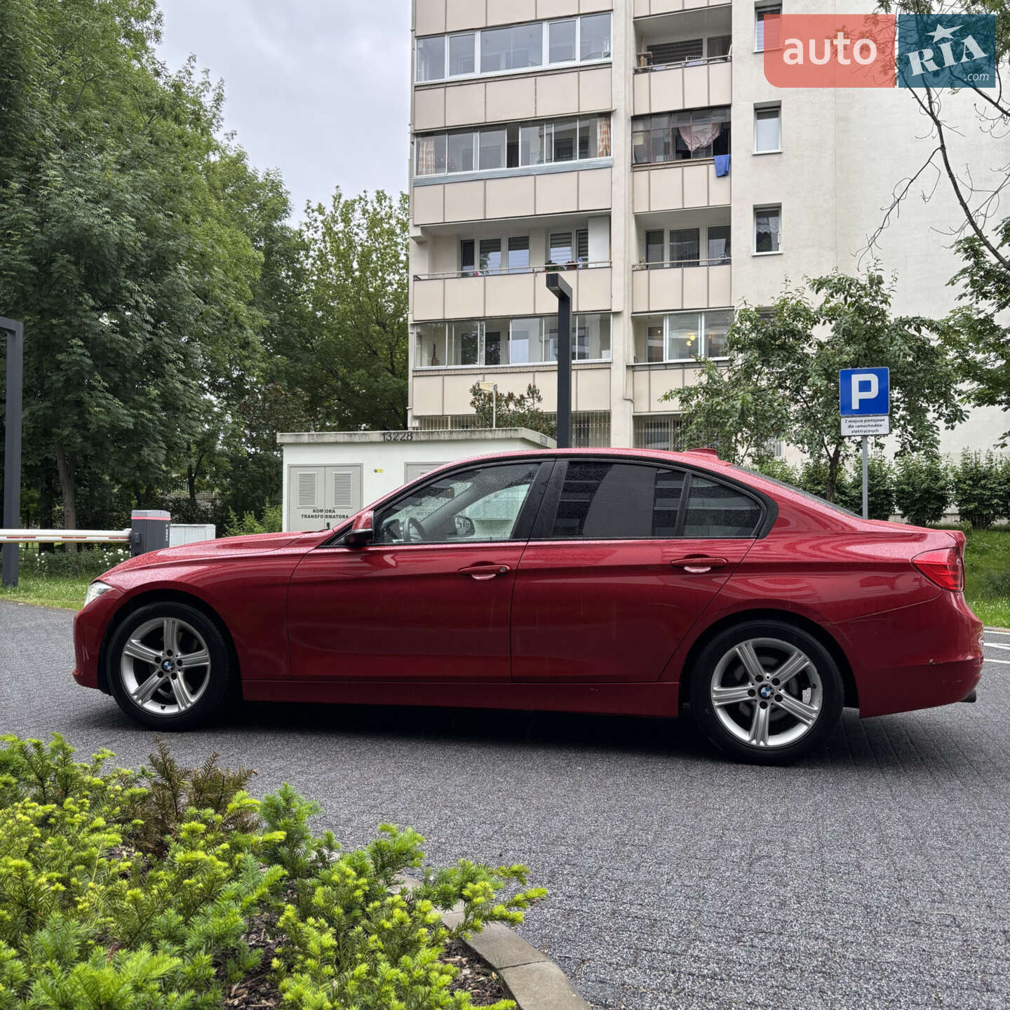 BMW 3 Series 2013 VIN WBA3A5C57DJ461207 фото оголошення 10 з 21