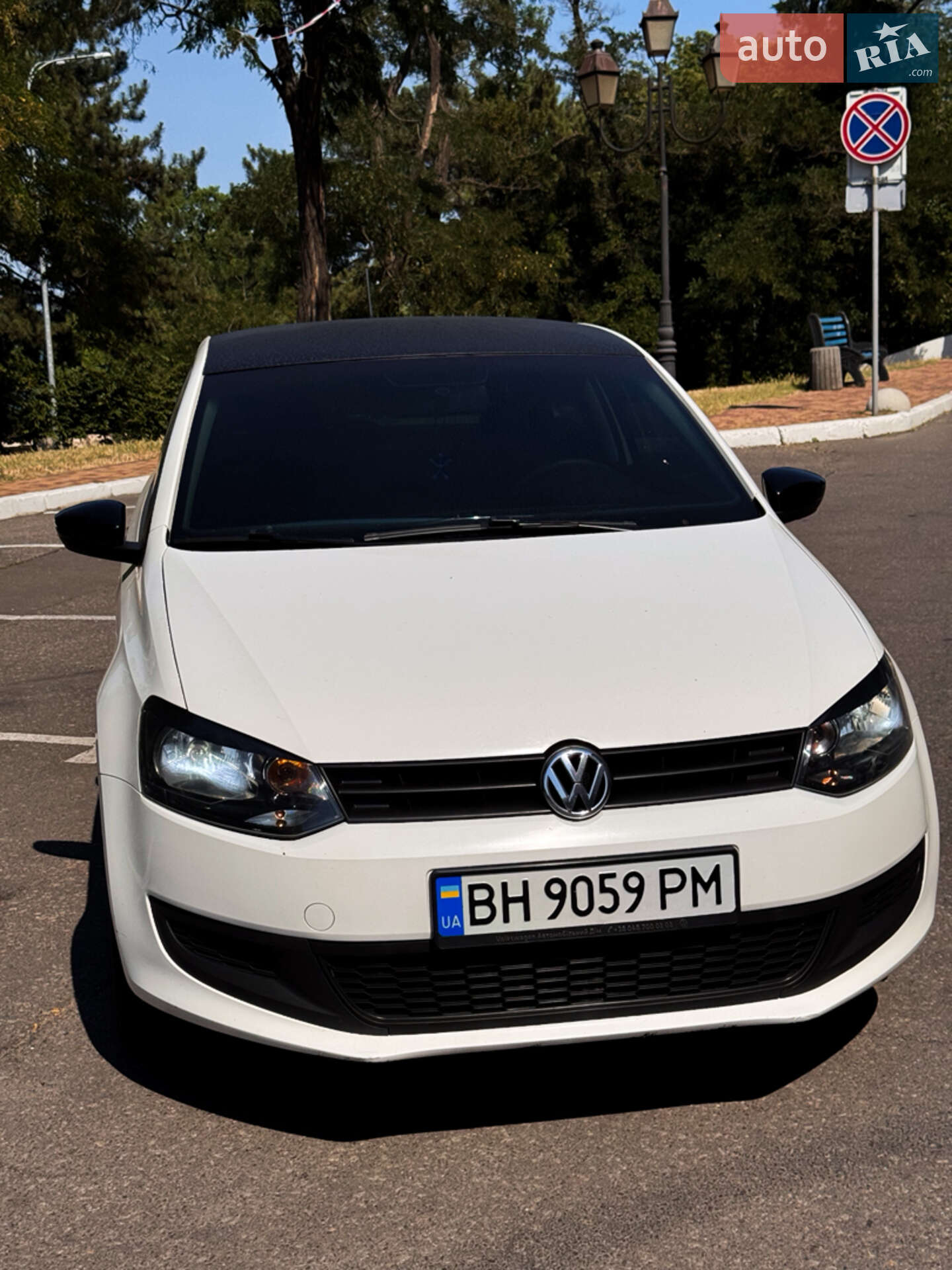 Volkswagen Polo 2014 VIN WVWZZZ6RZEY158940 фото оголошення 2 з 10
