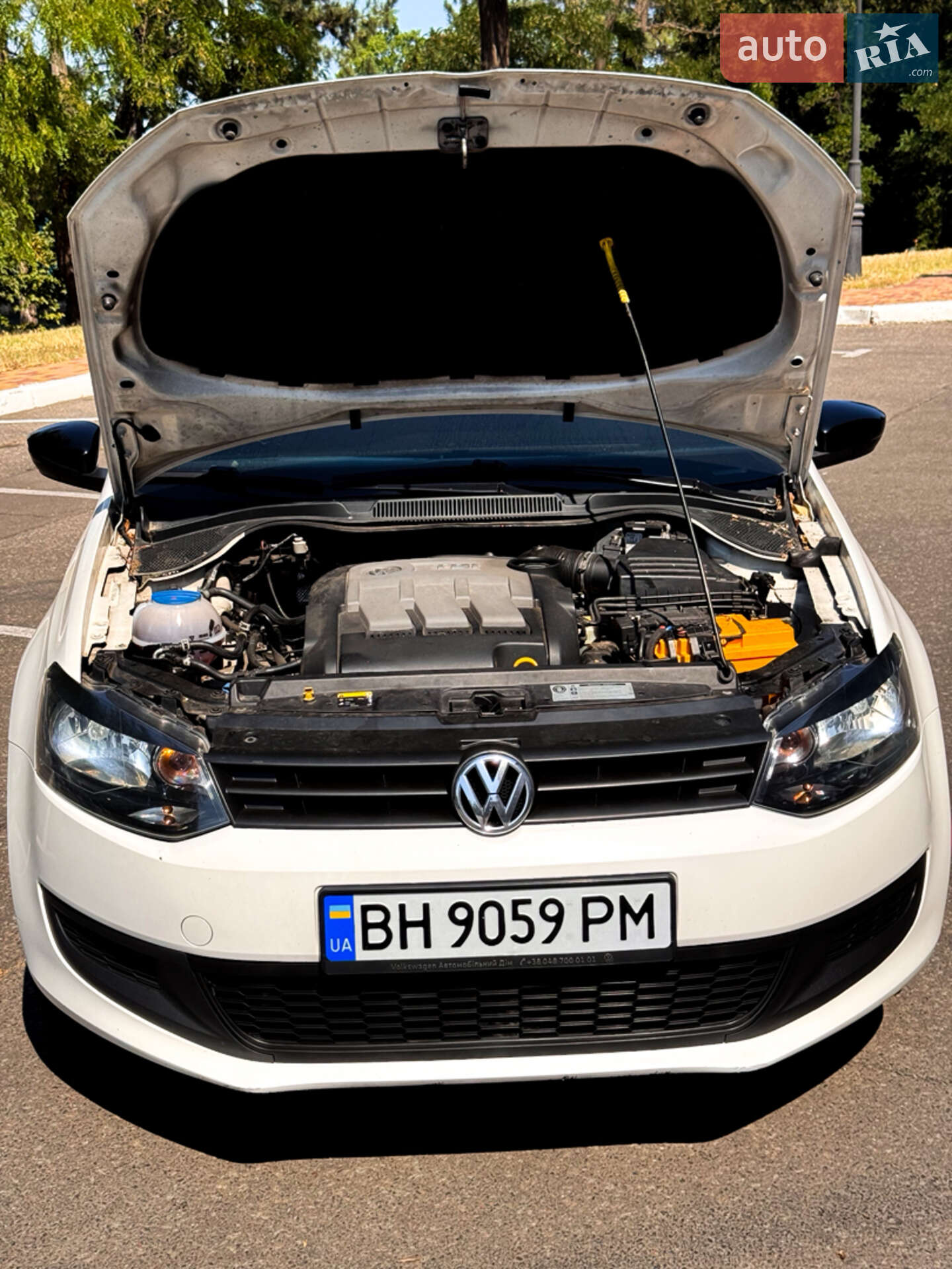 Volkswagen Polo 2014 VIN WVWZZZ6RZEY158940 фото оголошення 4 з 10